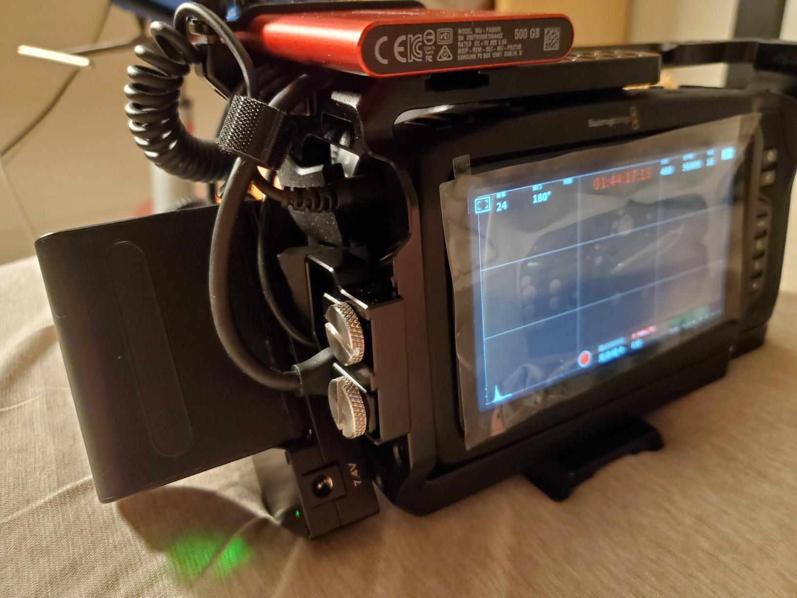 Blackmagic Design Pocket Cinema Camera 4K (CINECAMPOCHDMFT4K) customer photo 2
