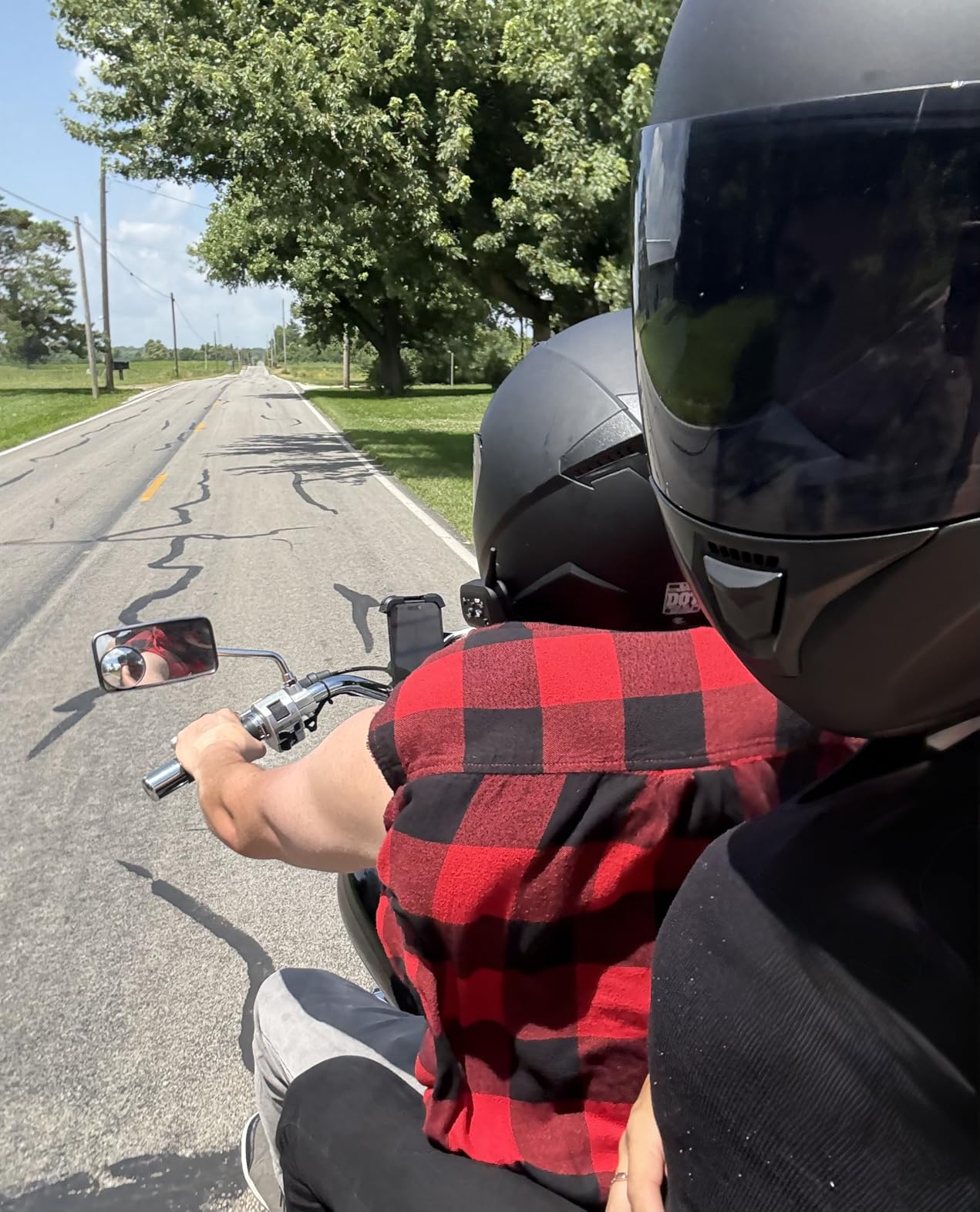 EJEAS V6 Pro Motorcycle Helmet Bluetooth Intercom, 2-Way 1200M Motorcycle Bluetooth Headset Universal Communication System with Noise Cancellation and Waterproof for Dirt Bike/ATV/Snowmobile (2PCS) customer photo 2