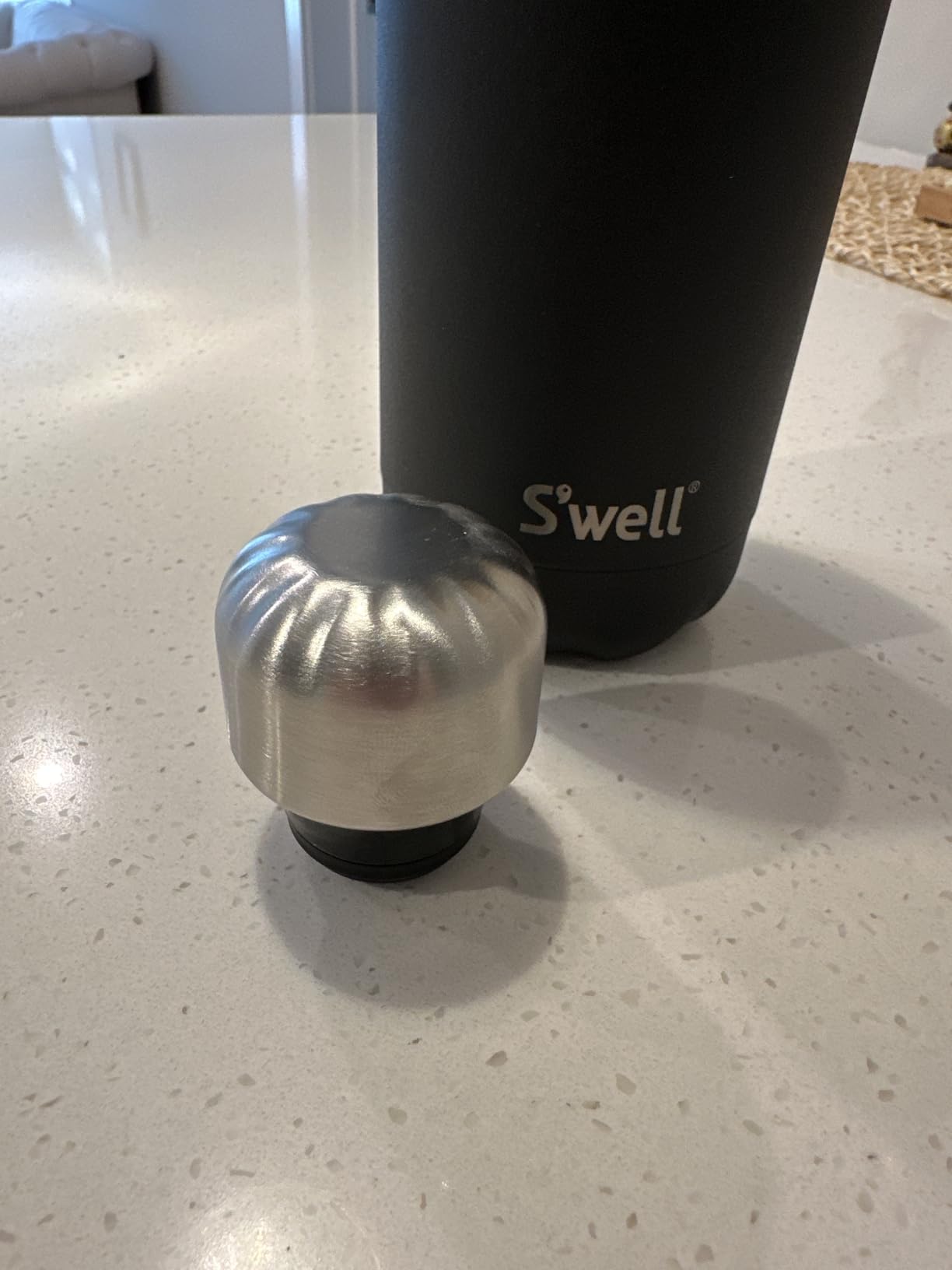 S'well Stainless Steel 17oz Water Bottle, Onyx Black, Triple-Layer Vacuum Insulated for 36 Hours Cold, 18 Hours Hot, BPA-Free, Durable and Portable customer photo 1