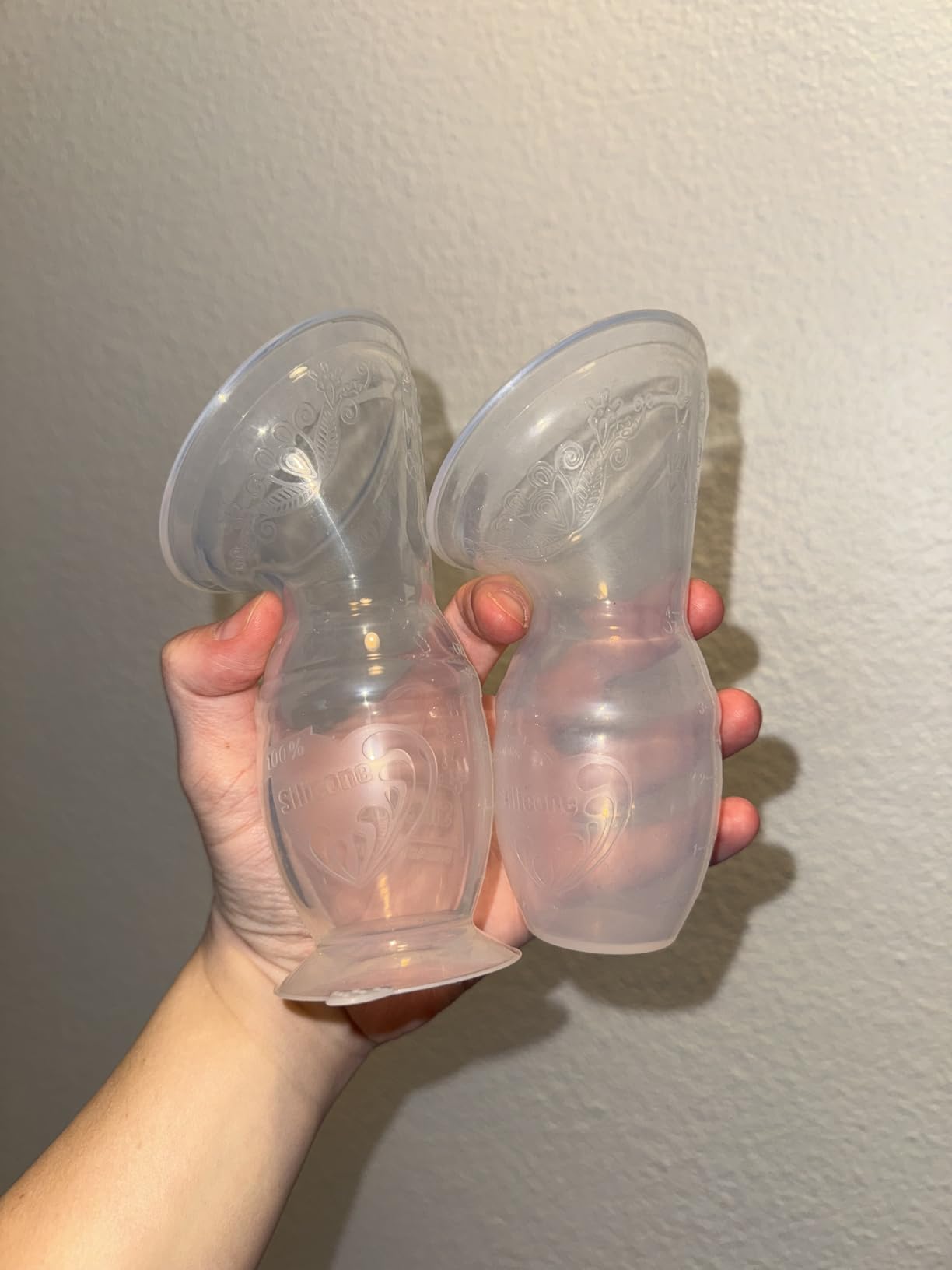 haakaa Manual Breast Pump for Breastfeeding, Silicone, Clear 4oz/100ml customer photo 1
