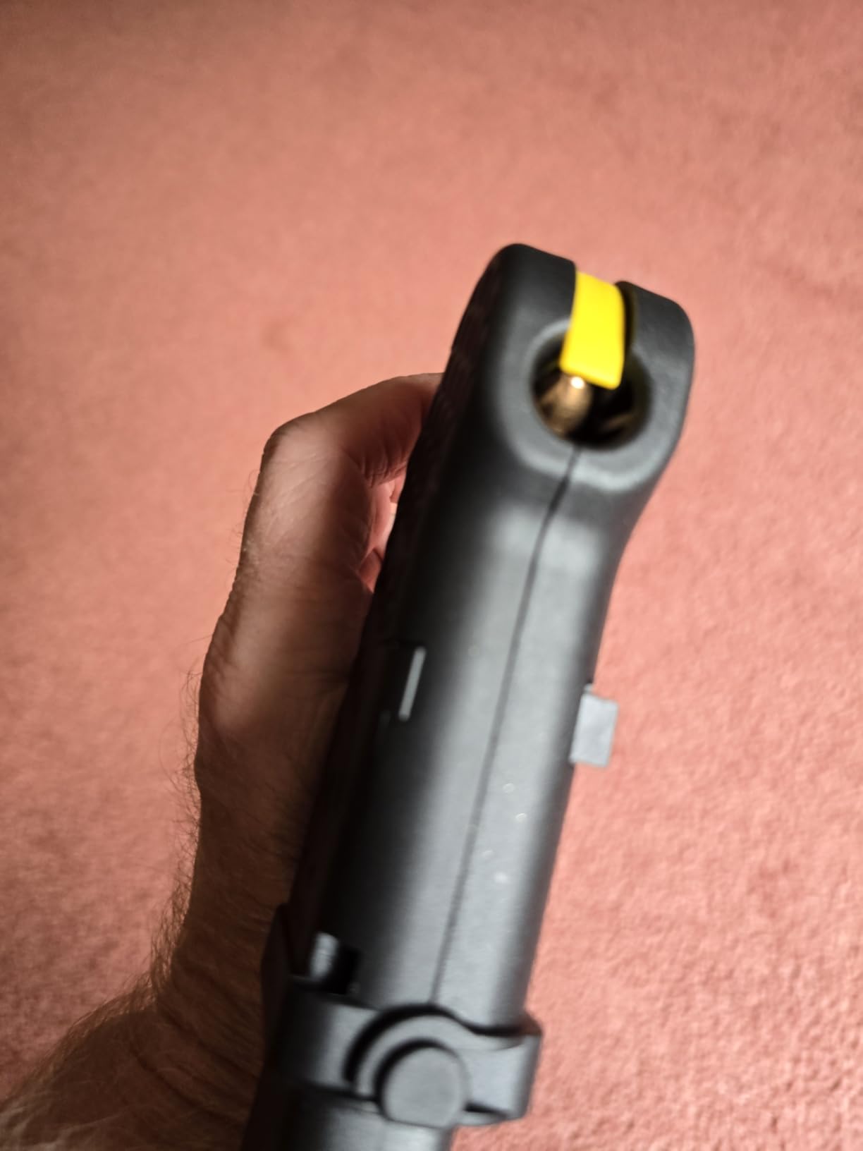 SPEED BEEZ Magazine Loader Compatible with 9mm Glock Mags | 17, 18, 19, 19X, 26, 34, 45, 47 customer photo 1