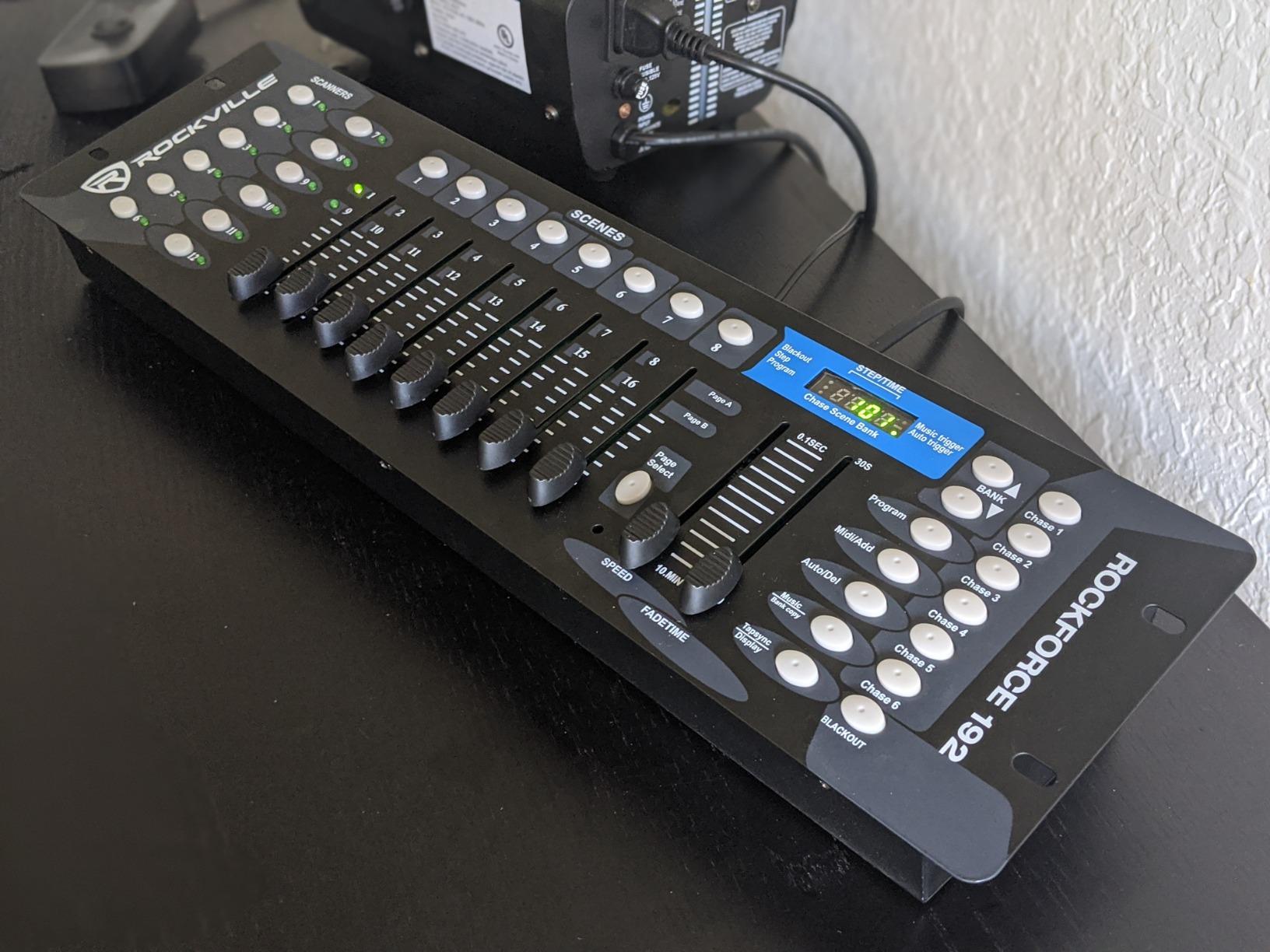 Rockville ROCKFORCE 192-Channel DMX Lighting and Fog Controller, 3U Rack customer photo 1