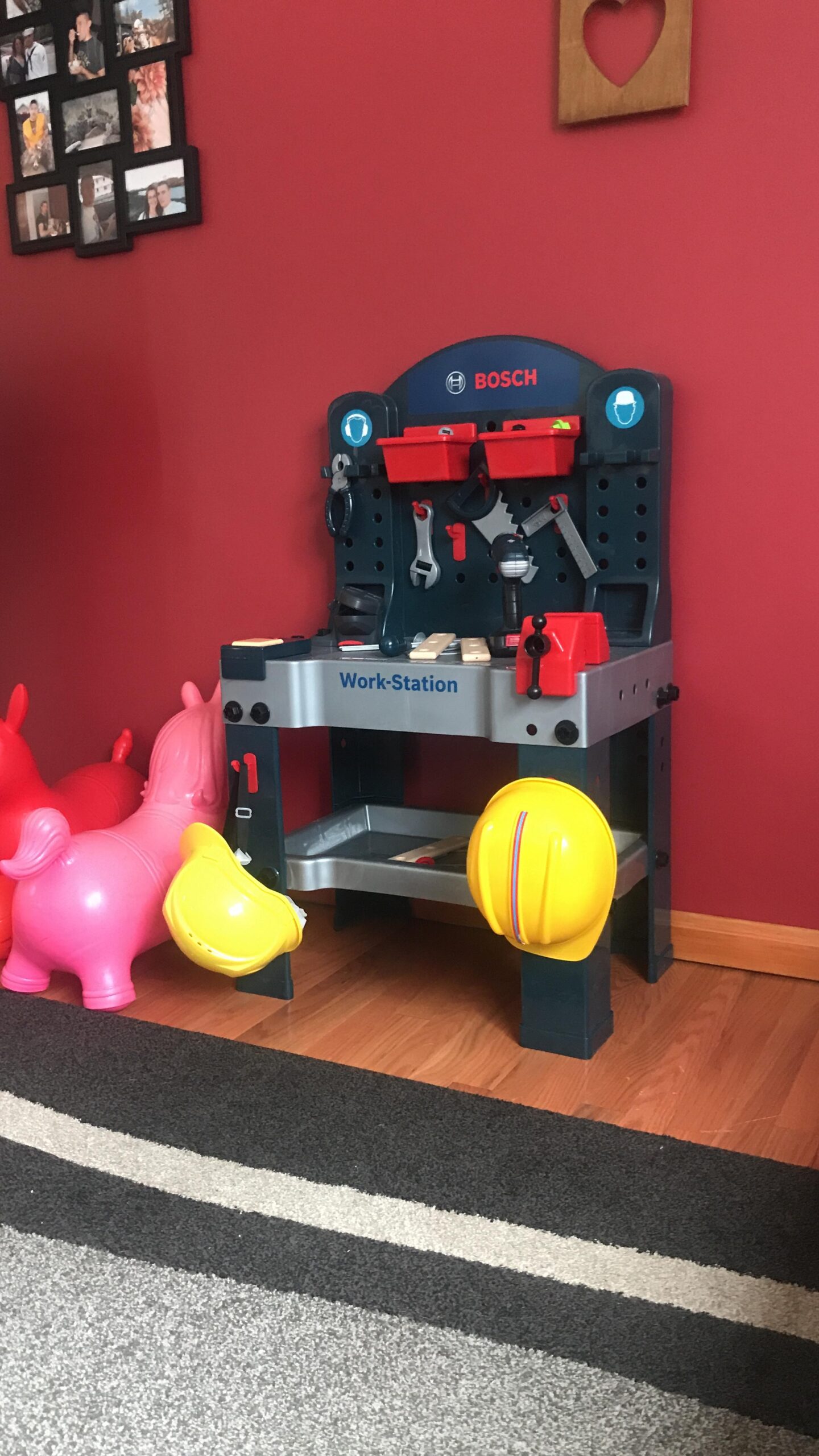 Klein Theo Bosch Workstation Workbench Premium Toys for Kids Ages 3 Years & Up customer photo 1