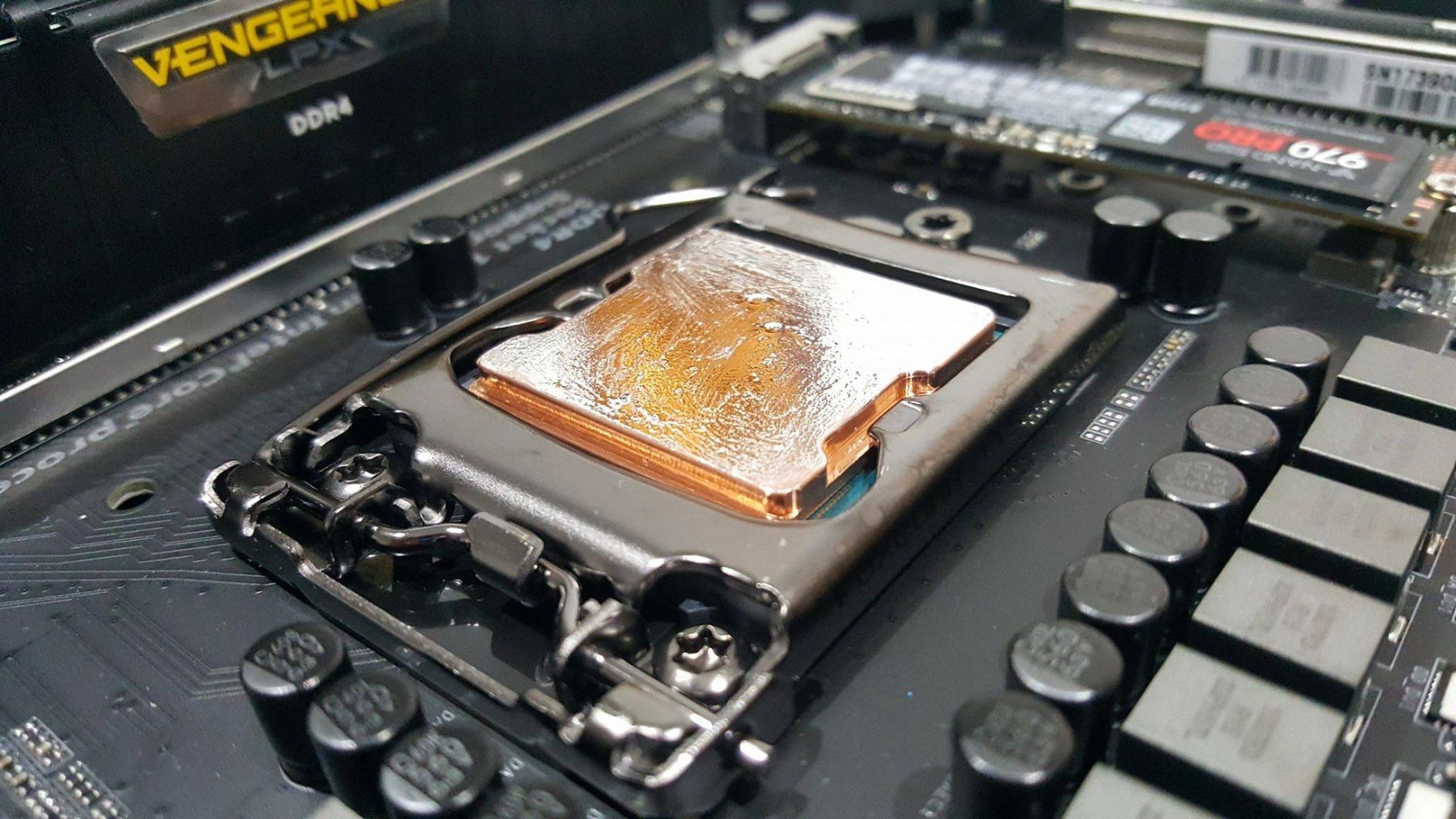 BX80684I78086K i7-8086K Limited Edition Processor customer photo 1