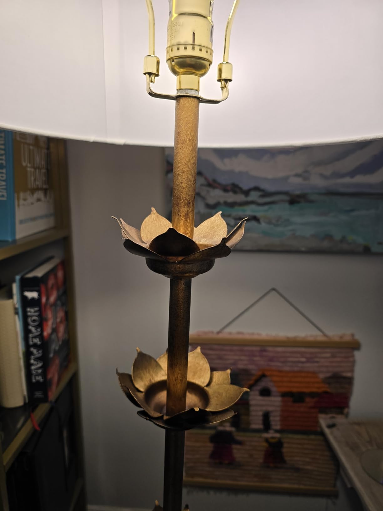 SAFAVIEH Lighting Collection - Landen 64-Inch Antique Gold Leaf Floor Lamp, Sculptural Iron Standing Lamp with Fabric Shade, LED Bulb Included for Living Room, Bedroom & Office (FLL4003A) customer photo 2