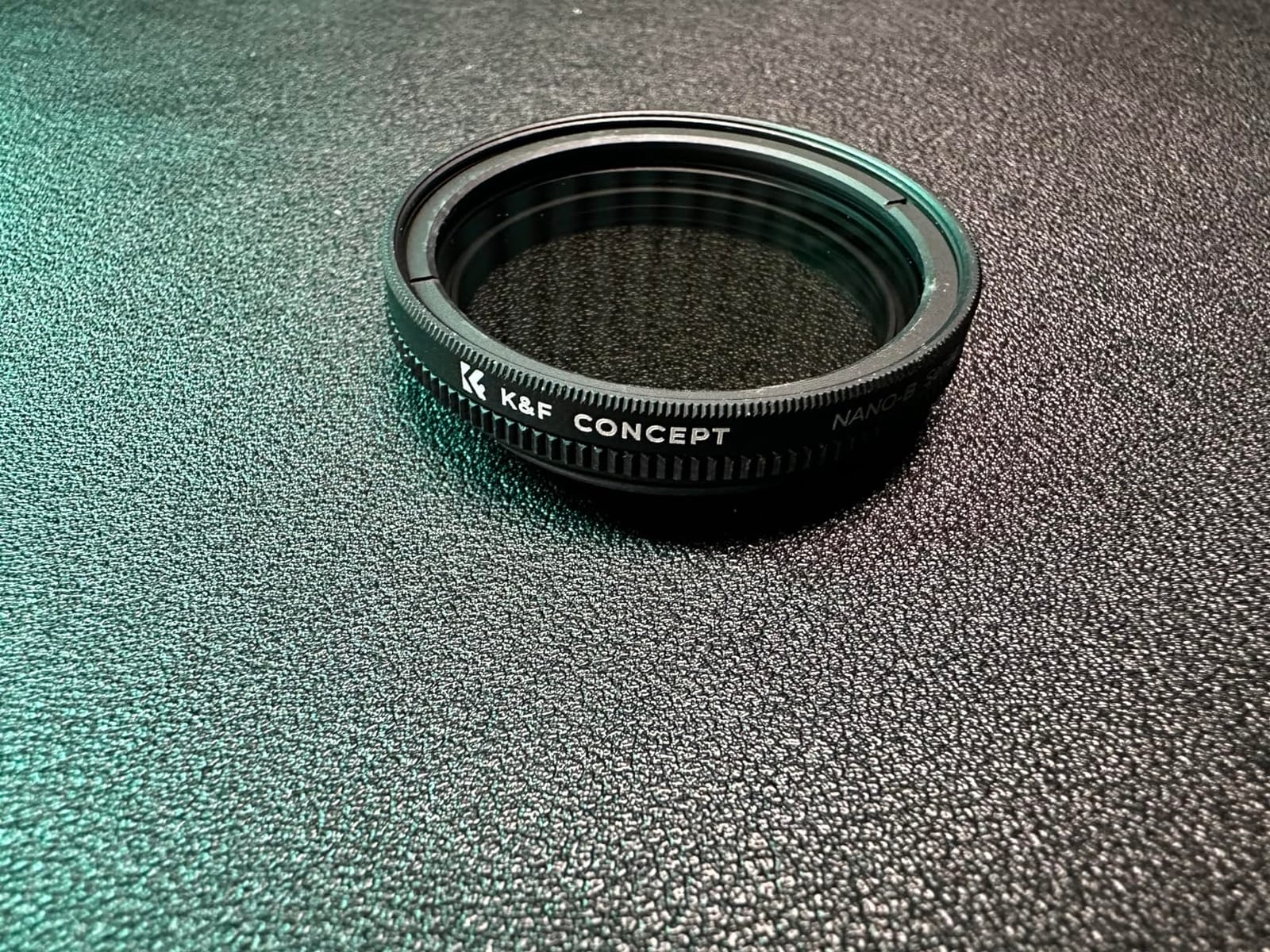 K&F CONCEPT 82mm Variable ND2-400 Lens Filter (1-9 Stops) for Camera Lens | Ultra Slim Adjustable Neutral Density Filter with Microfiber Cleaning Cloth (B-Series) FN101 customer photo 1
