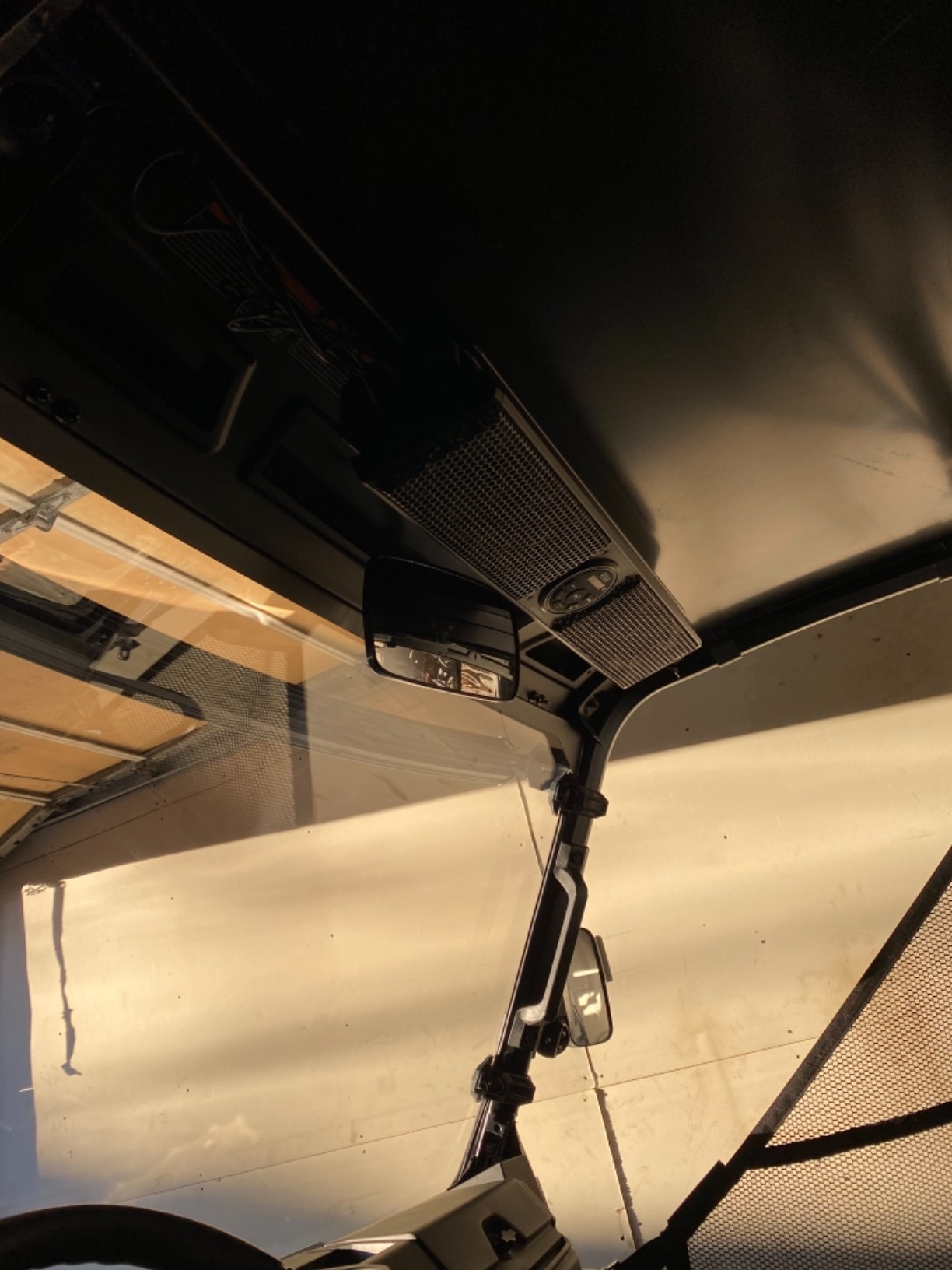 BOSS Audio Systems BRT26A ATV UTV Sound Bar - 26 Inch Wide, 4 Inch Speakers, 1 Inch Soft Dome Tweeters, Full Range, IPX5 Weatherproof, Bluetooth, Built-in Amplifier, Golf Cart Compatible customer photo 2