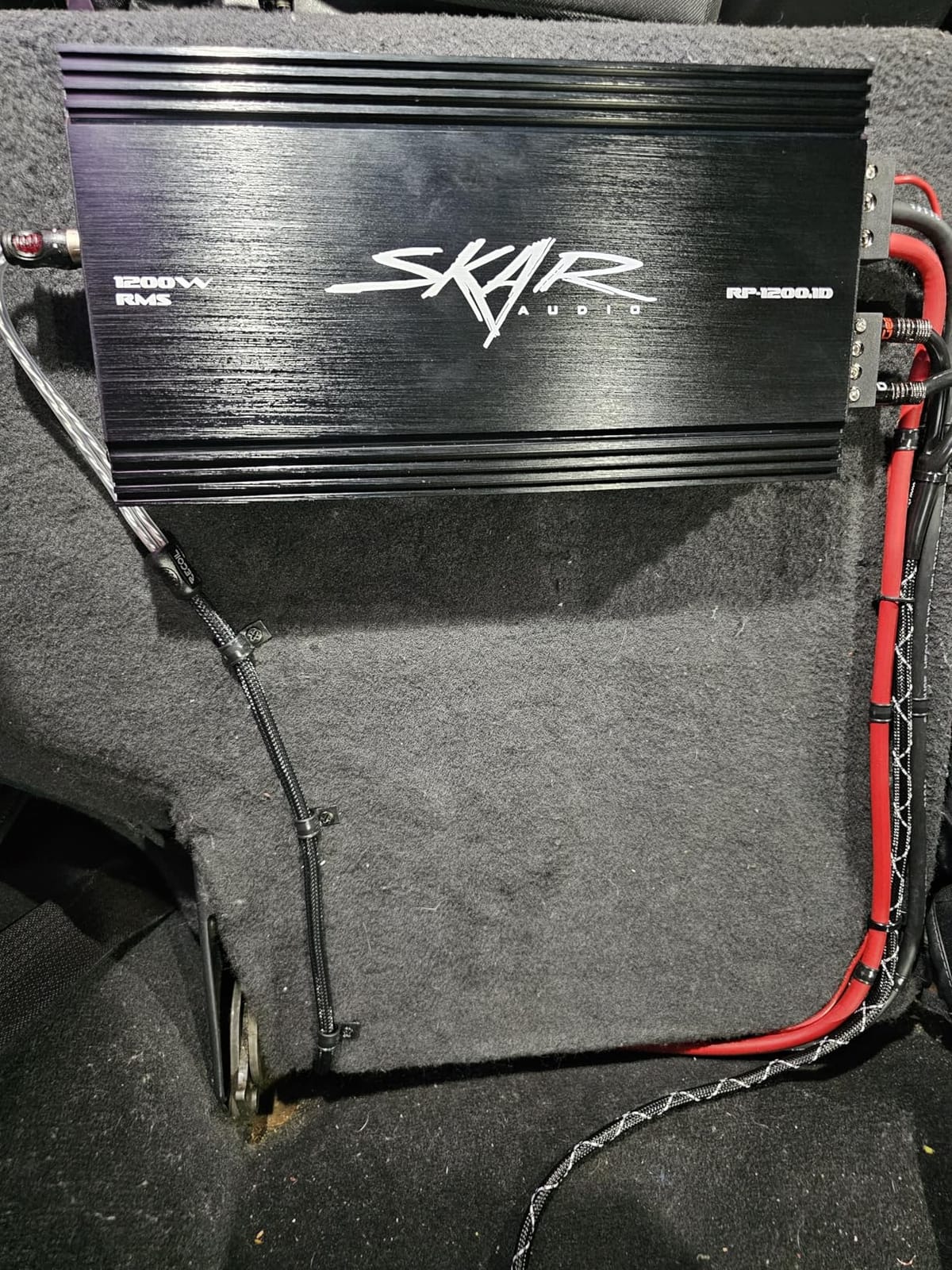 Skar Audio RP-1200.1D Monoblock Class D MOSFET Amplifier with Remote Subwoofer Level Control, 1200W customer photo 2