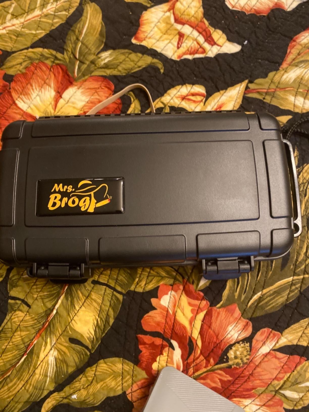Mrs. Brog Cigar Humidor, Airtight & Durable Waterproof Travel Humidor Case Holds Up to 15 Cigars - Waterproof Humidor Cigar Box customer photo 1