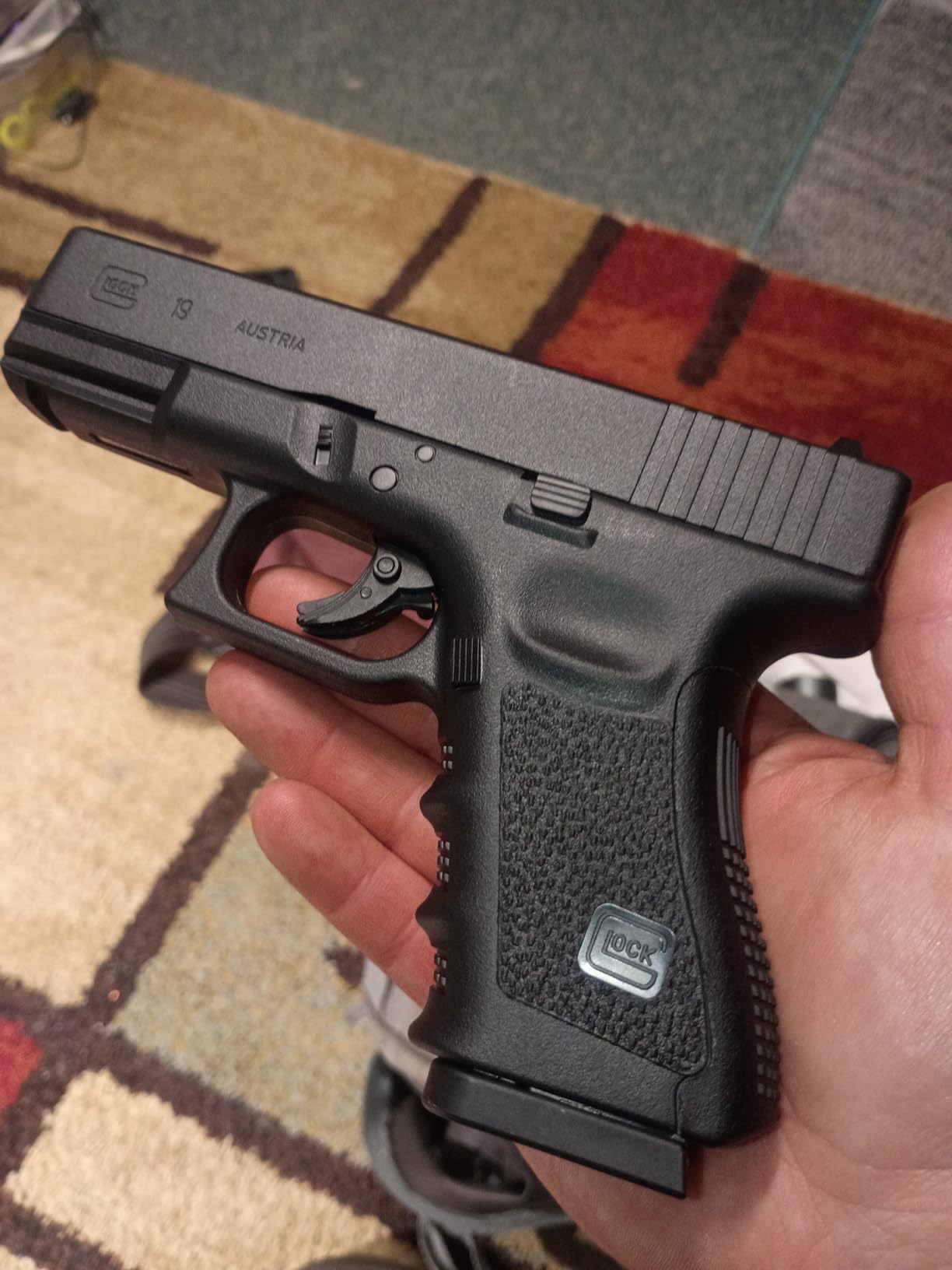 Umarex Glock 19 Gen3 .177 Caliber BB Gun Air Pistol customer photo 2