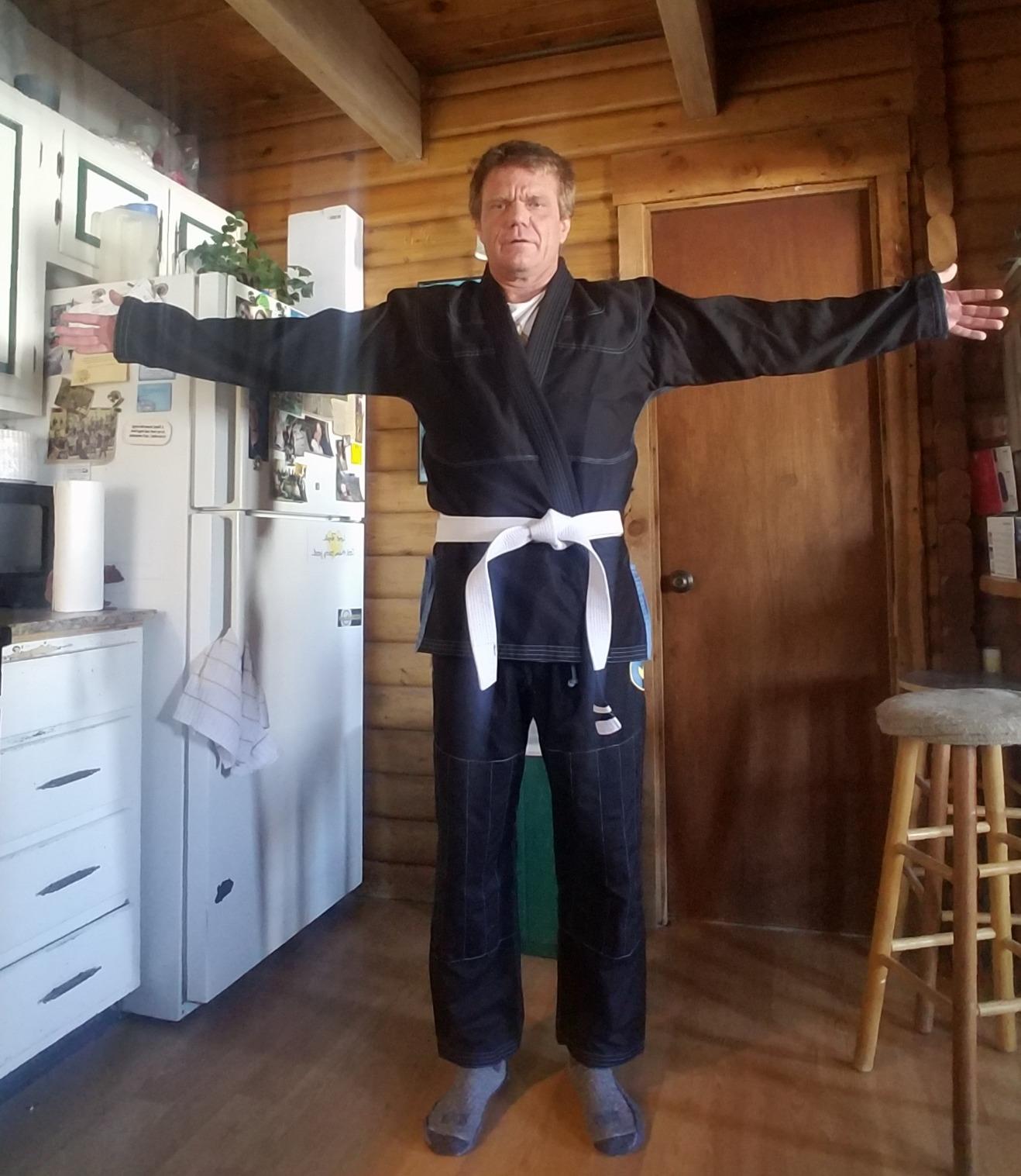Gold BJJ Aeroweave Jiu Jitsu Gi - Ultra Lightweight BJJ Gi - Preshrunk Brazilian Jiu Jitsu Uniform for Men customer photo 1