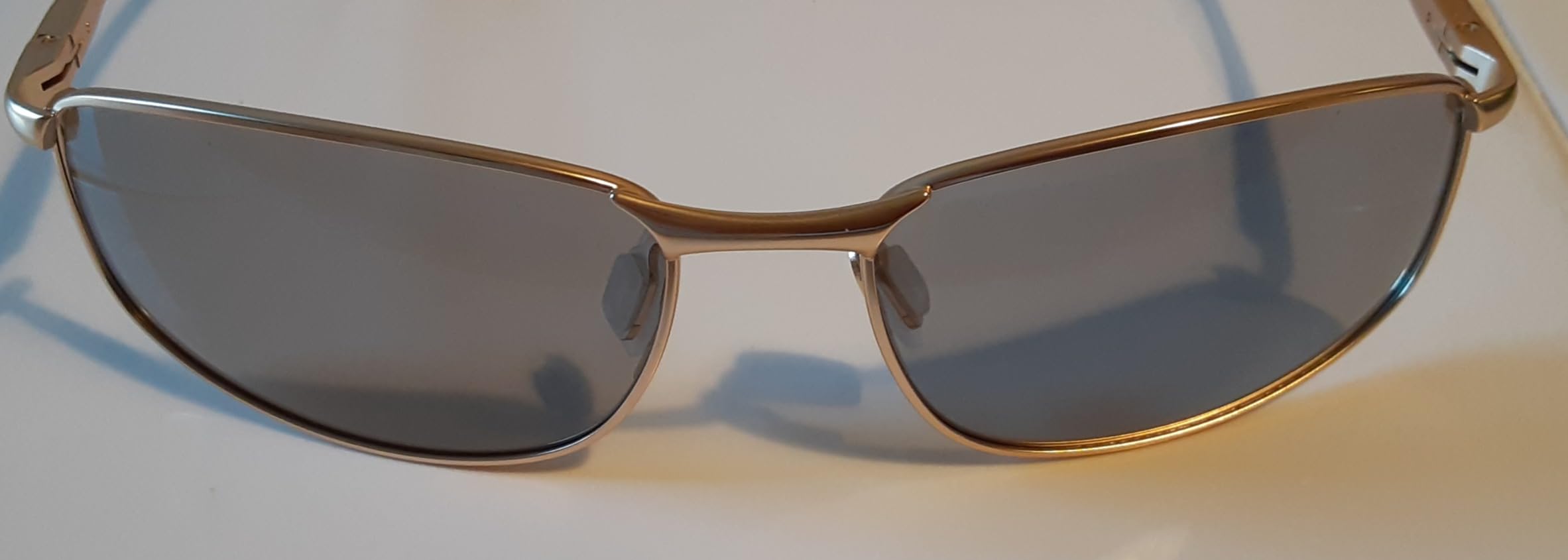 FEISEDY Photochromic Polarized Square Sunglasses Photosensitive B2444 | Automatically darken in sunlight, UV400 protection, Driving, Fishing customer photo 2