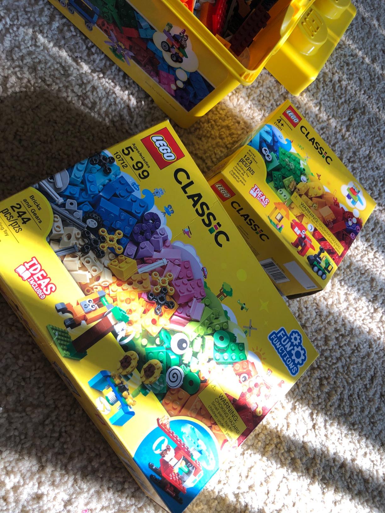 LEGO Classic Bricks and Ideas 11001 Building Kit (123 Pieces) customer photo 2