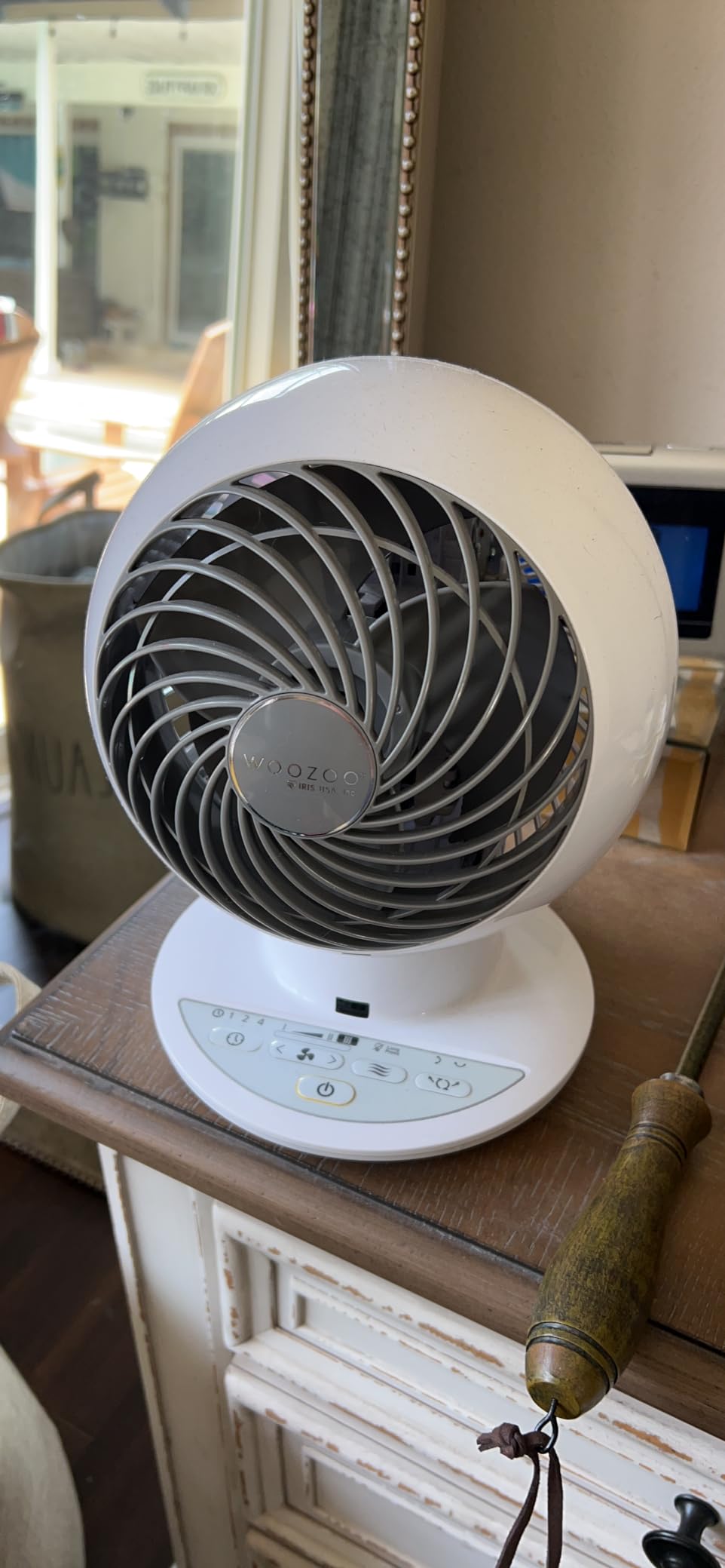 IRIS USA WOOZOO Air Circulator Fan with Remote, Oscillating, 5 Speeds, 82ft Max Air Distance, Adjustable Tilt, Quiet Motor, Small Fan for Bedroom, Office, Dorm, White customer photo 2