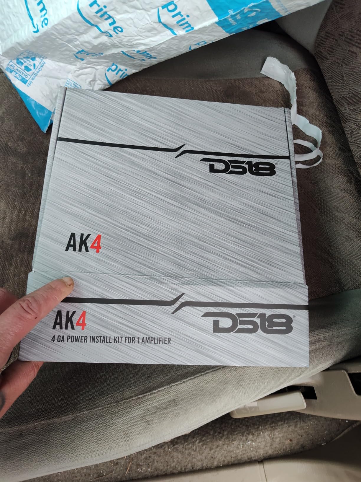 DS18 AK4 Complete 4 Gauge CCA Amplifier Installation Wiring Kit - Ampkit Helps Make Connections, Brings Power to Your Radio, Subwoofers, Speakers with Super Flex Wire - 1200W for 1 Amplifier customer photo 1