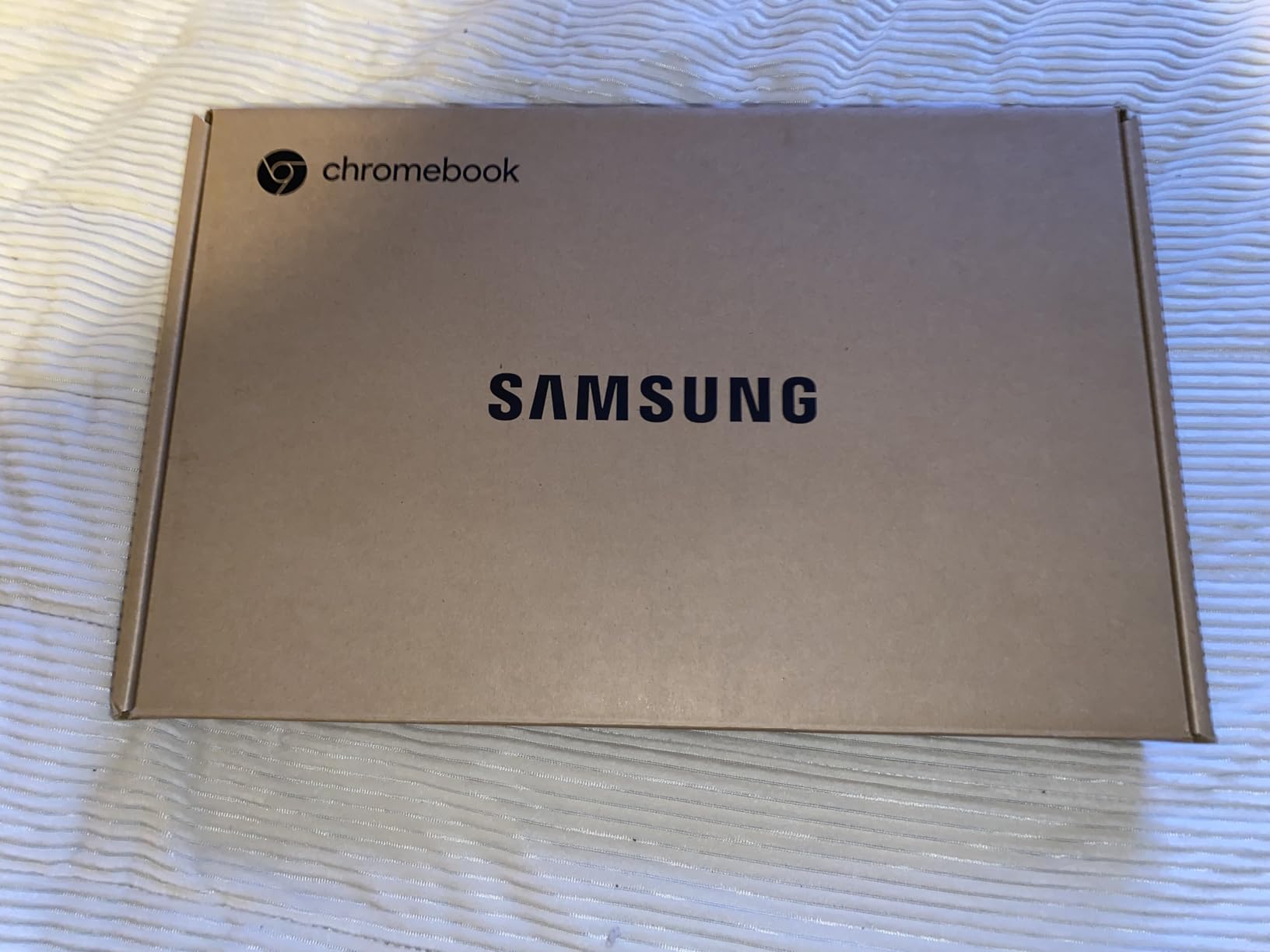 Samsung Chromebook Plus V2 2-in-1 Laptop- 4GB RAM, 64GB eMMC, 13MP Camera, Chrome OS, 12.2 inch, 16:10 Aspect Ratio- XE520QAB-K03US Light Titan customer photo 1