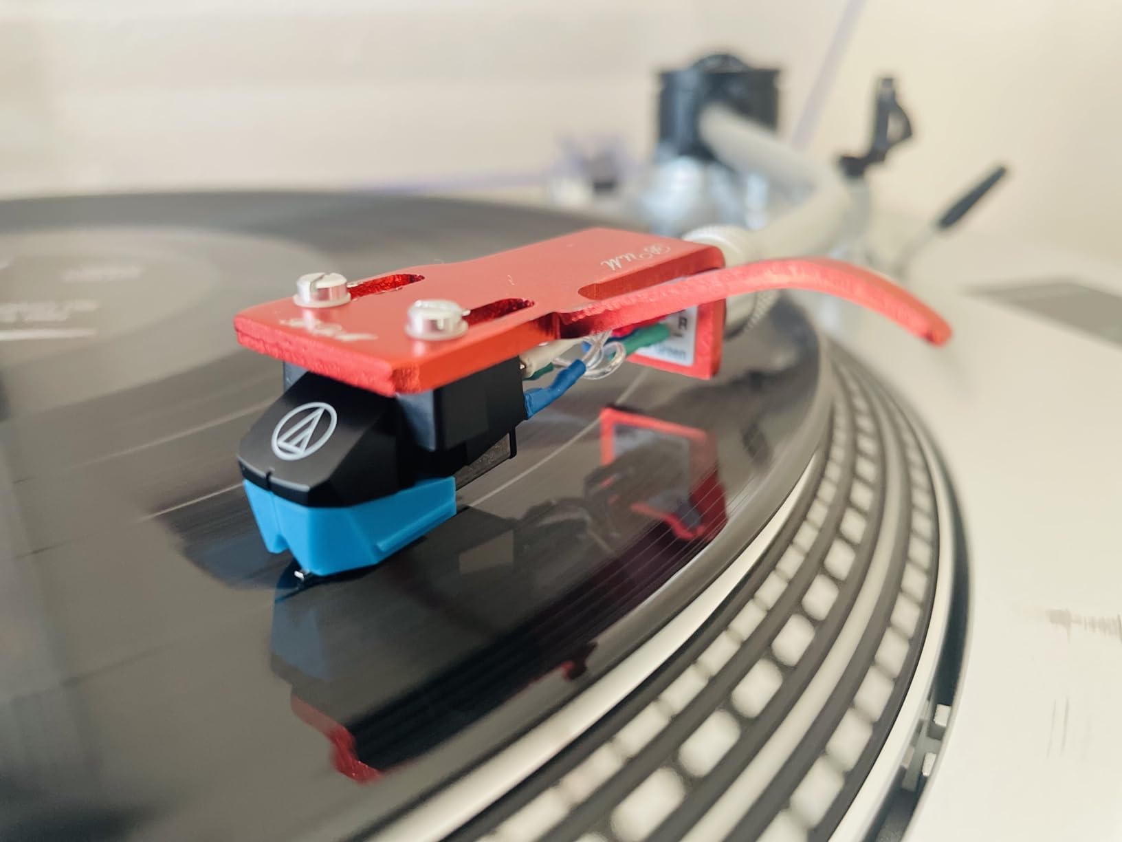 Audio-Technica AT-VM95C Dual Moving Magnet Turntable Cartridge Blue customer photo 1