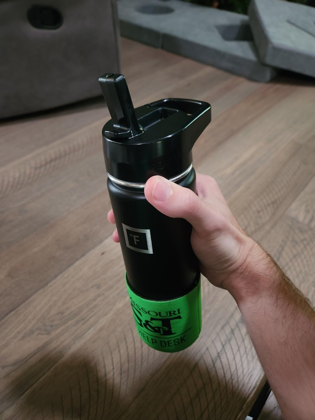 IRON °FLASK 24 oz Wide Mouth Water Bottle with Straw Midnight Black customer photo 1