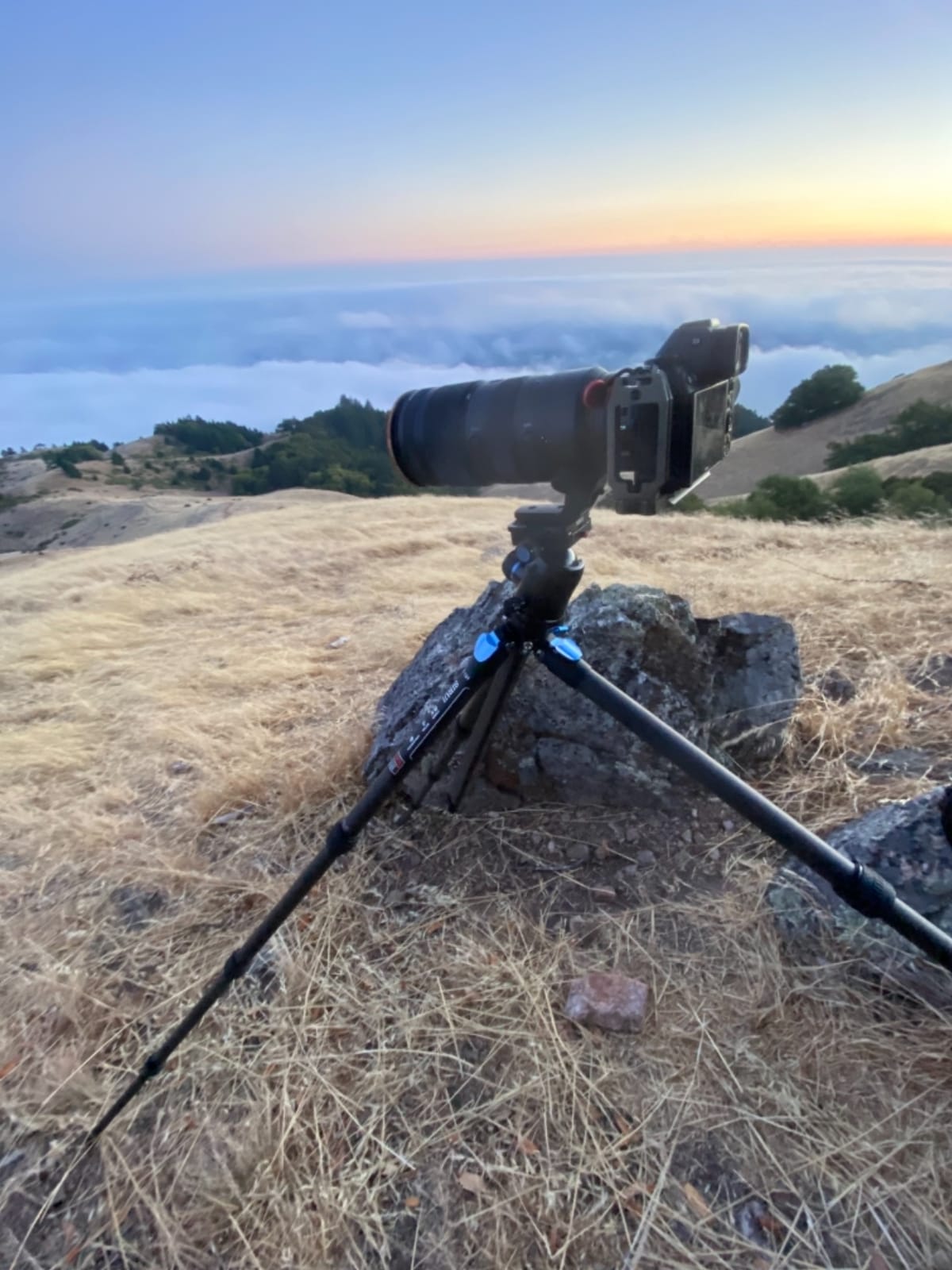 Sirui ST-124 Carbon Fiber Tripod with Triangular Centre Column, Waterproof, Travel Tripod for Cameras, 4 Sections, 62.2inch, Load 26lbs customer photo 2