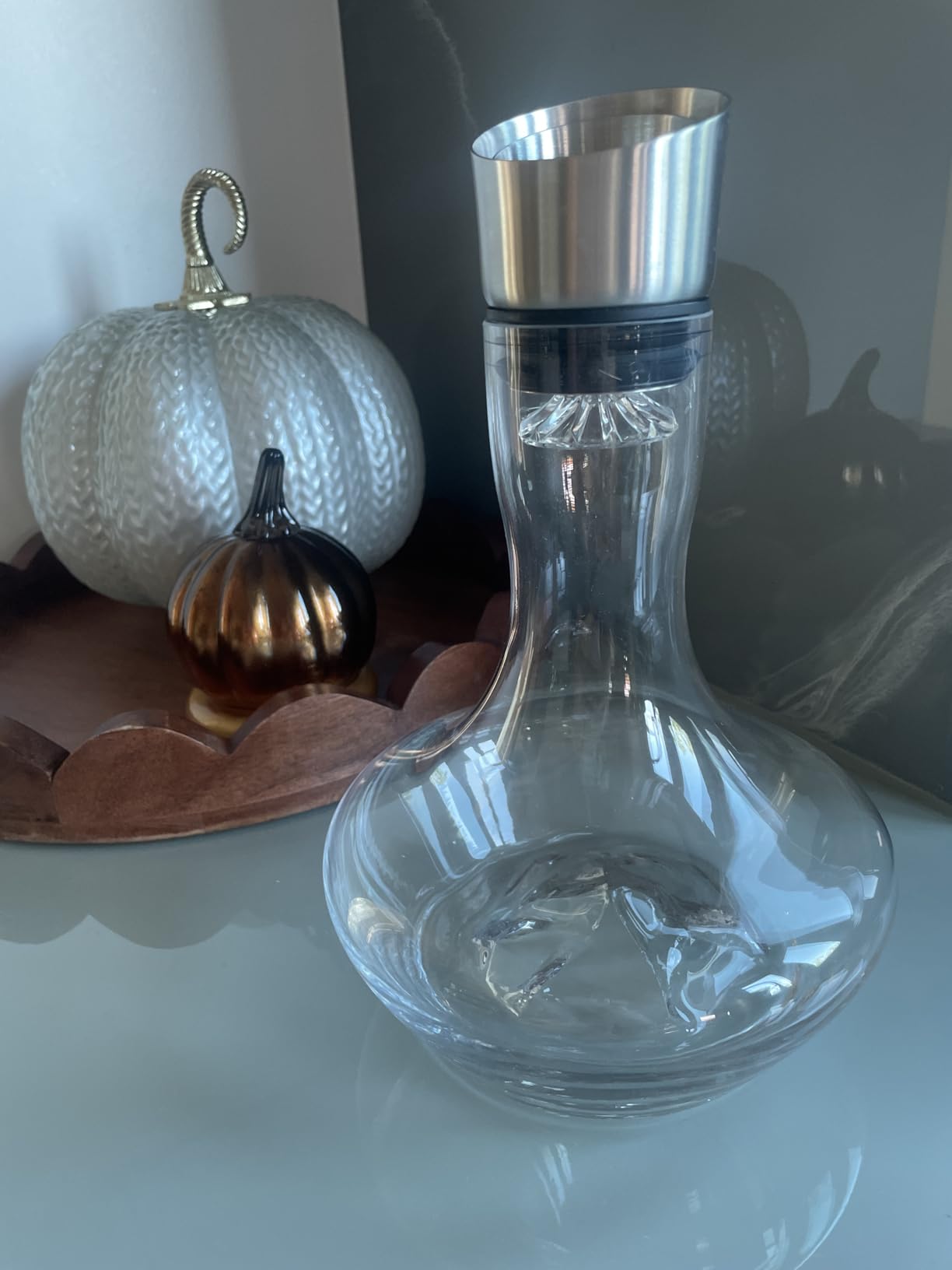 YouYah Iceberg Wine Decanter Set with Aerator Filter, Drying Stand and Cleaning Beads, Red Wine Carafe, Wine Aerator, Wine Gift, 100% Hand Blown Lead-free Crystal Glass (1400ML) customer photo 2