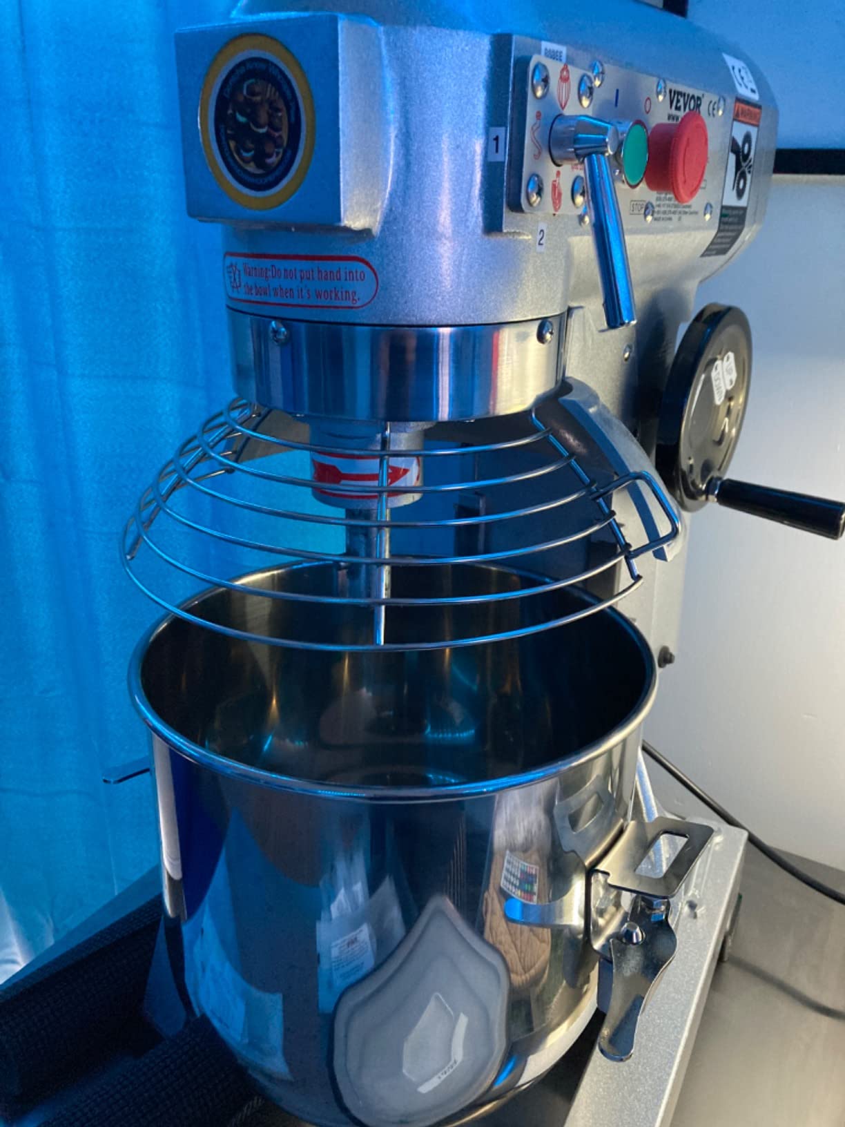 Happybuy 20Qt Commercial Food Mixer with Timing Function， Commercial Mixer 1100W Stainless Steel Bowl Heavy Duty Electric Food Mixer Commercial with 3 Speeds Adjustable, Perfect for Bakery Pizzeria customer photo 2