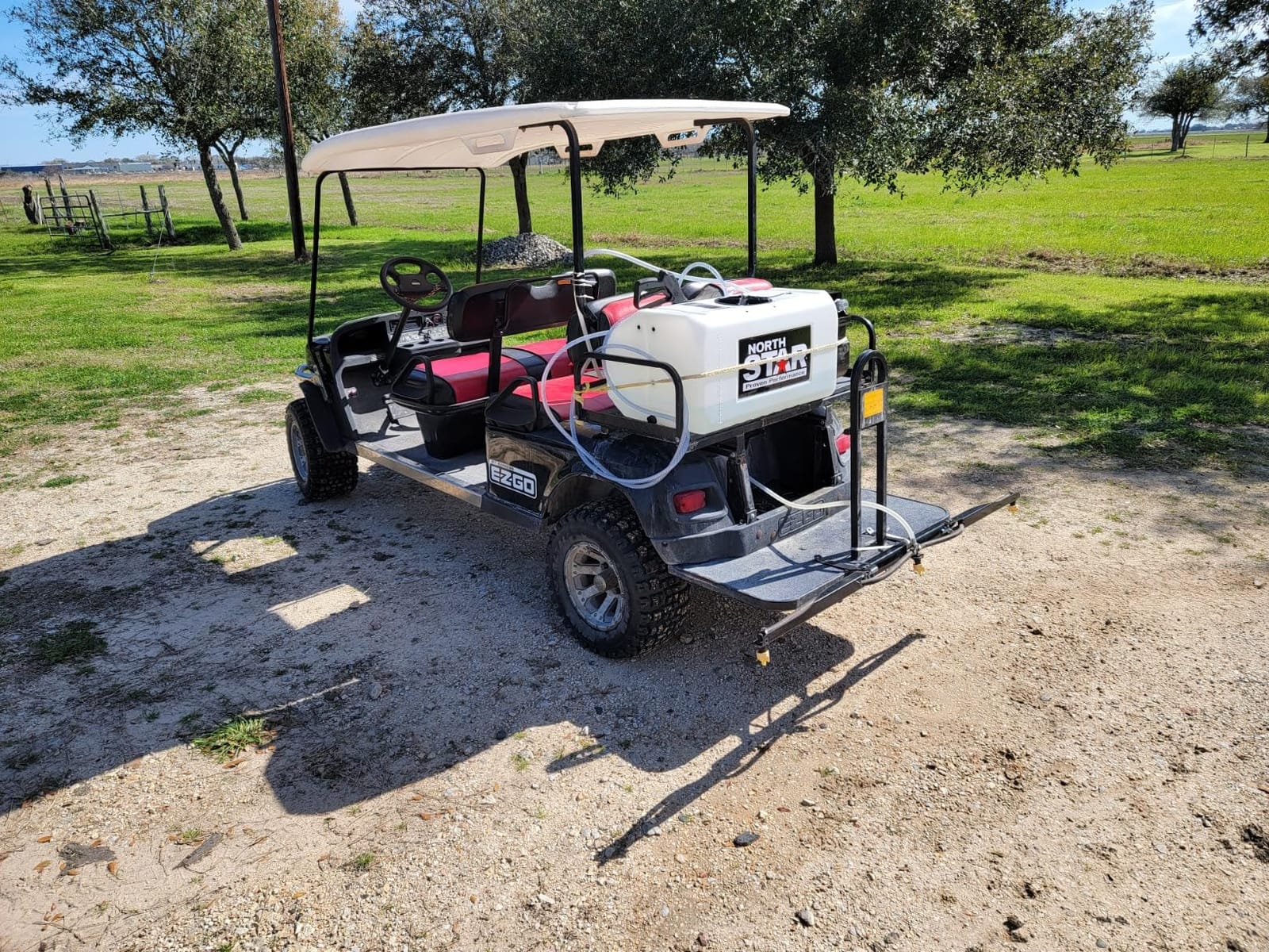 NorthStar 26-Gallon ATV Boomless Broadcast/Spot Sprayer, 2.2 GPM, 12V | Wide-area coverage, Targeted spot application, ATV-mounted convenience, Lawn/farm/acreage use, Durable tank construction customer photo 2