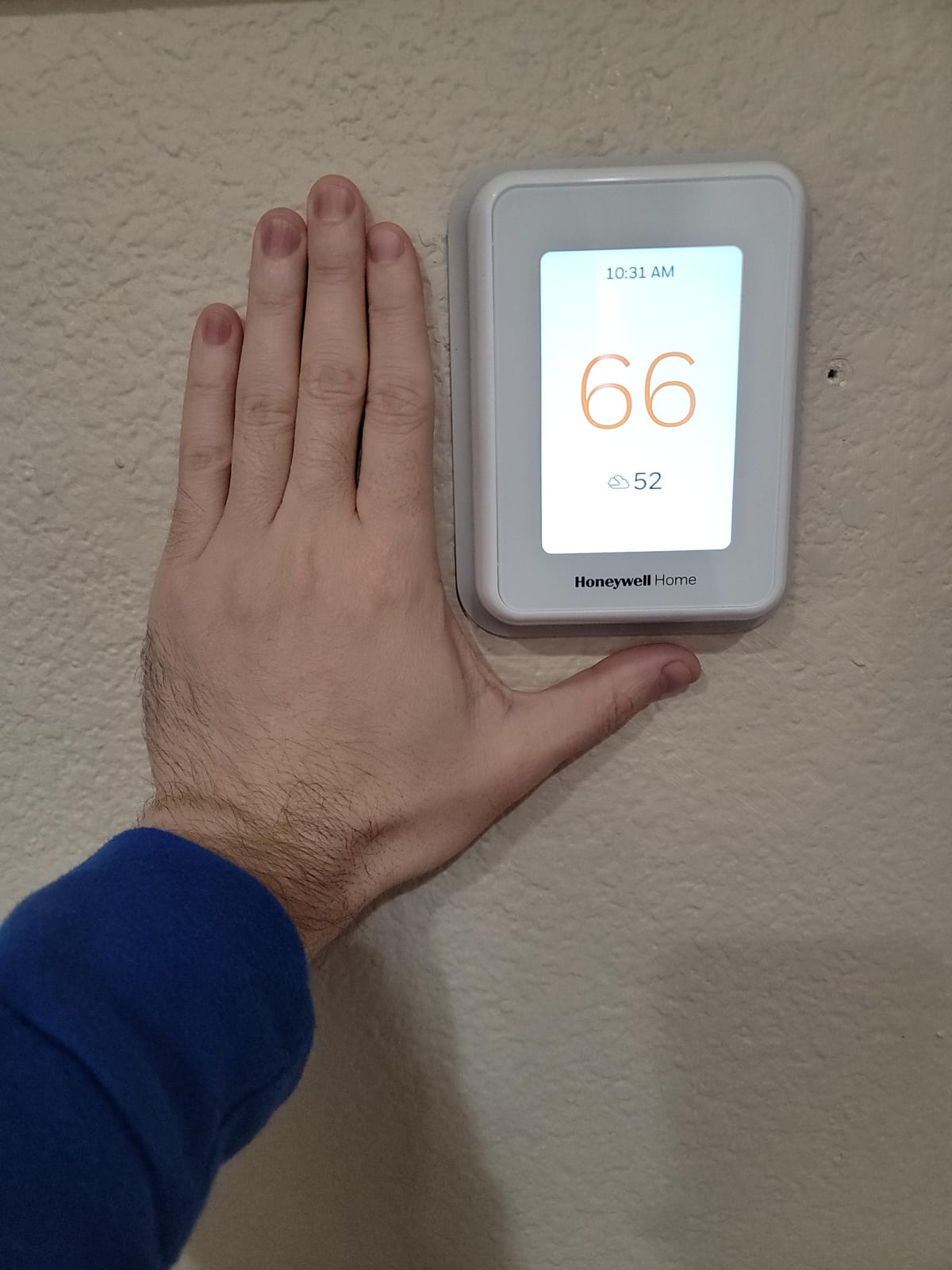 Honeywell Home T9 WiFi Smart Thermostat with 1 Smart Room Sensor, Touchscreen Display, White | RCHT9610WFSW2003 Touchscreen Display customer photo 2
