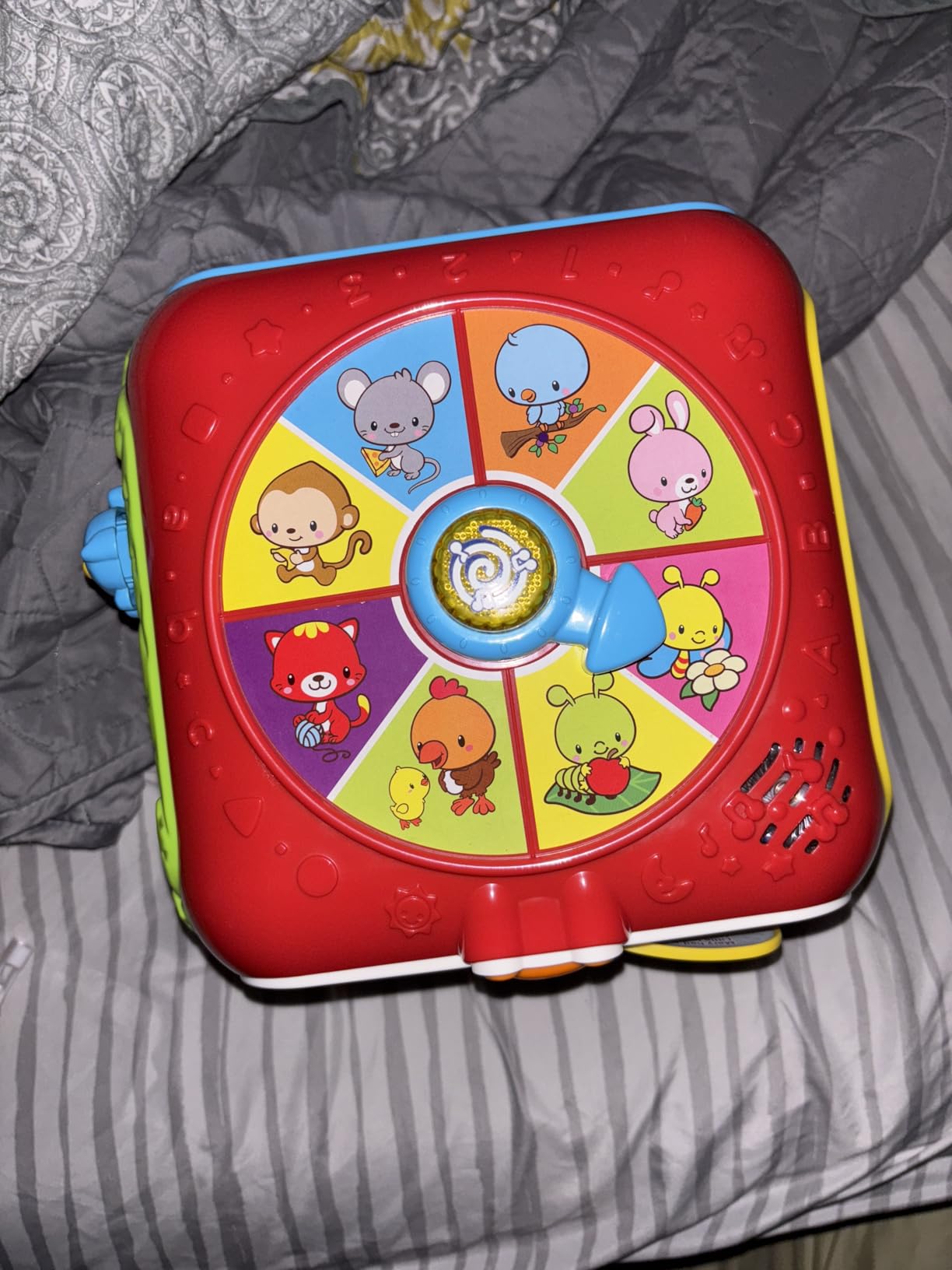 VTech Sort and Discover Activity Cube (Frustration Free Packaging), Pink customer photo 1