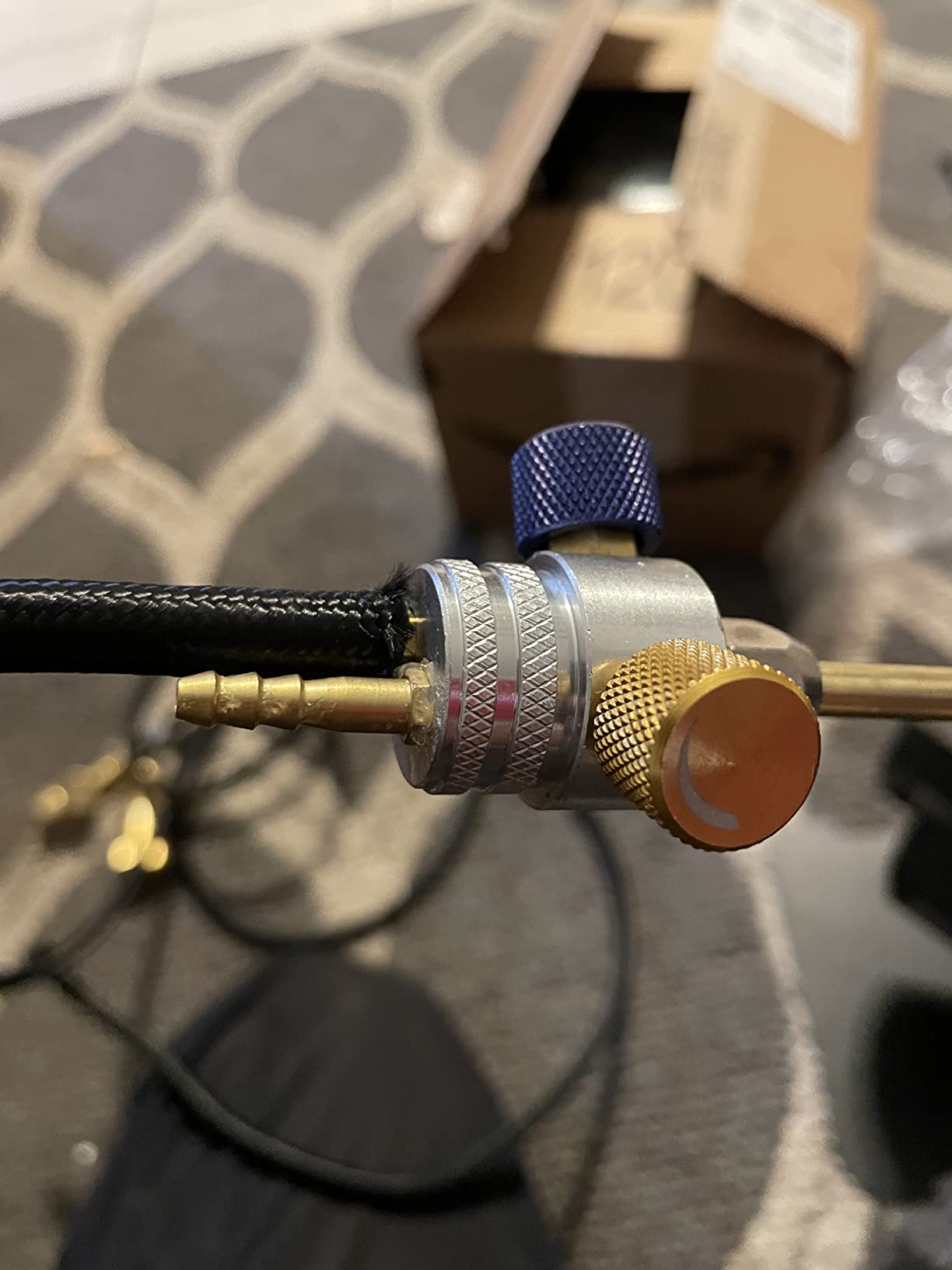 BLUEFIRE Oxypropane Welding Gas Cutting Torch Kit with Flint Lighter and Cylinder Holder Rack customer photo 2