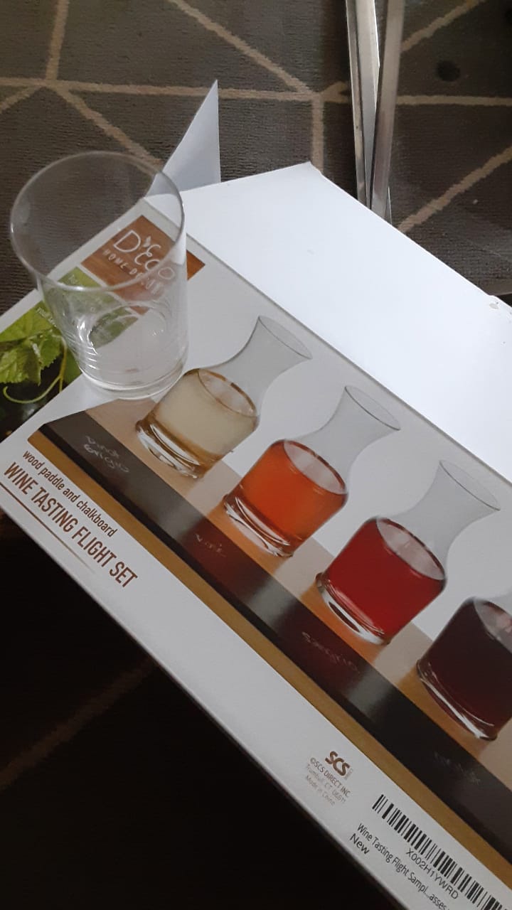 D'Eco Wine Tasting Flight Board Set, Wood Tray & 8 Decanter Glasses, 2 Pack | 6 oz Glasses & Wooden Paddles w Chalkboard for Sampling, Great for Charcuterie Boards, Custom Wine Taste Testing & Date Night customer photo 1
