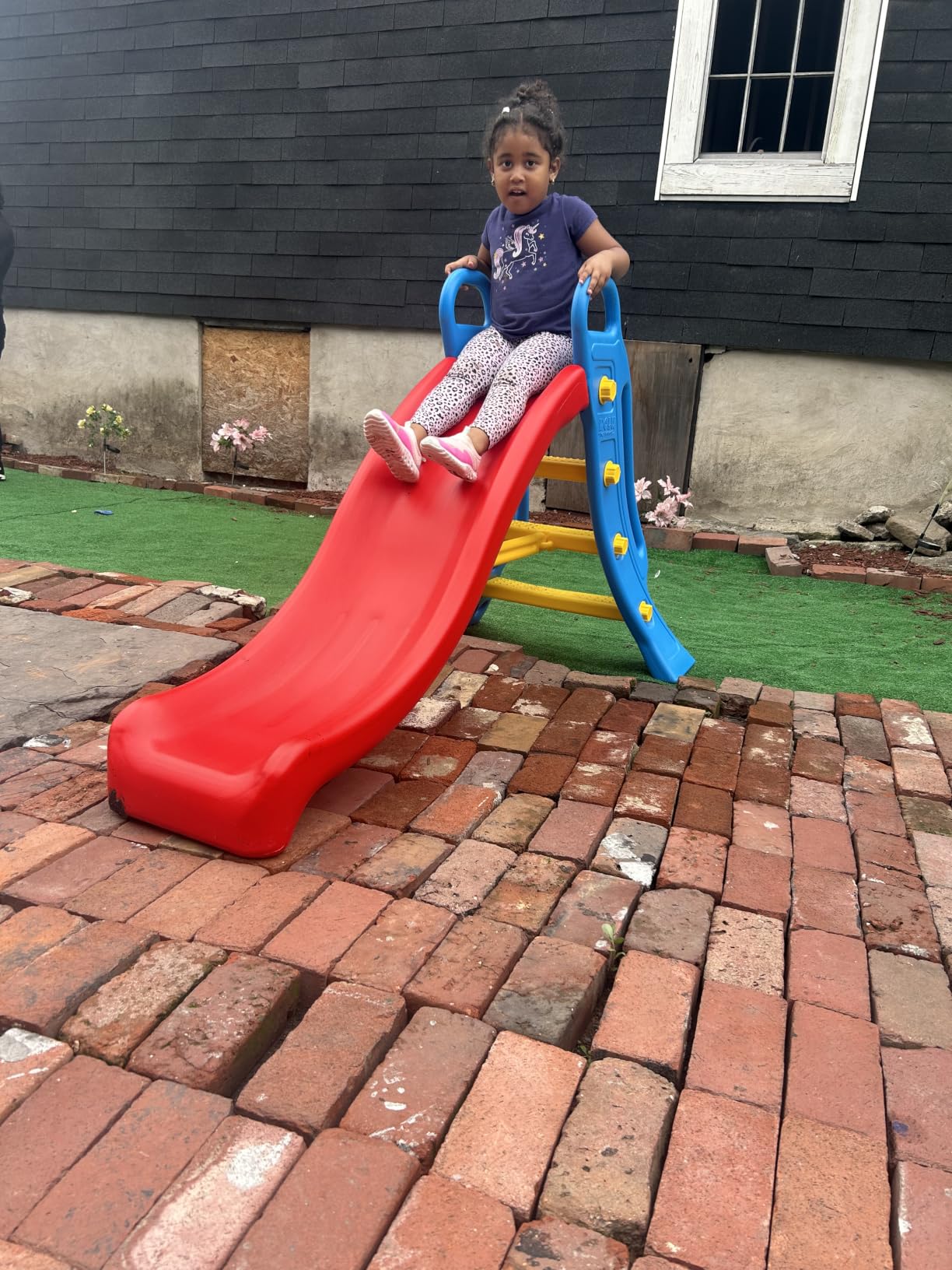 DOLU Big Water Slide - Colorful Plastic Outdoor Water Slide, Attach to Garden Hose for Water Feature, Indoor Use Too, Kids and Toddlers Ages 2 and up customer photo 1
