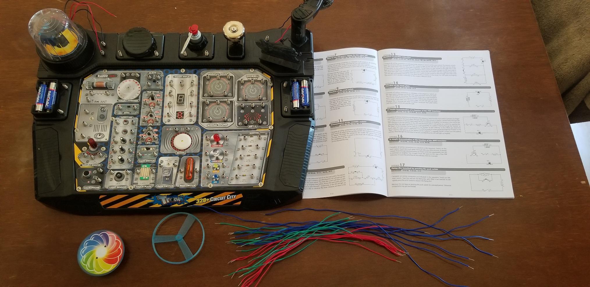 Playz Advanced Circuit Board for Kids, Science Kits for Kids Age 8-12 | Electronics Kit Engineering Electric Circuit Snap Board with 328+ Experiments customer photo 1