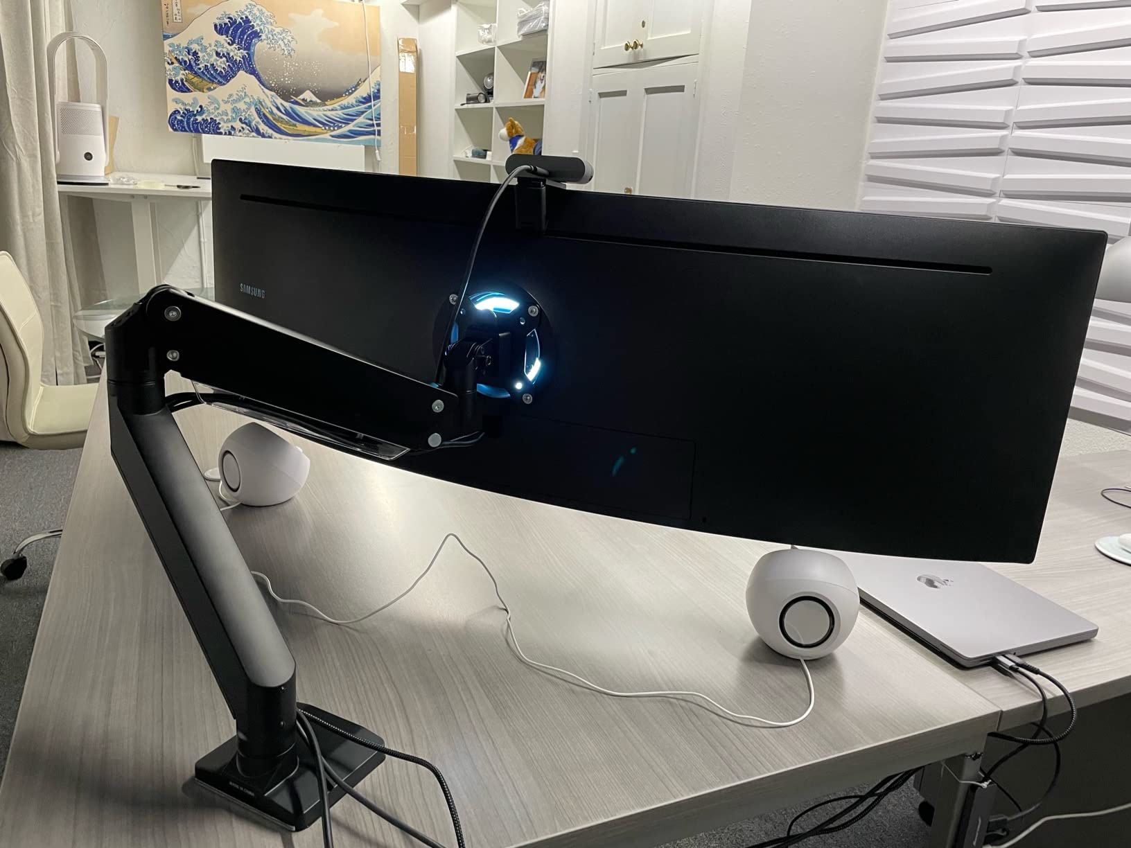 Heavy Duty Monitor Arm for Ultrawide Screens up to 49 inch and 39.6lbs, Premium Aluminum Single Desk Mount Stand with Gas Spring, VESA 75x75/100x100 customer photo 1