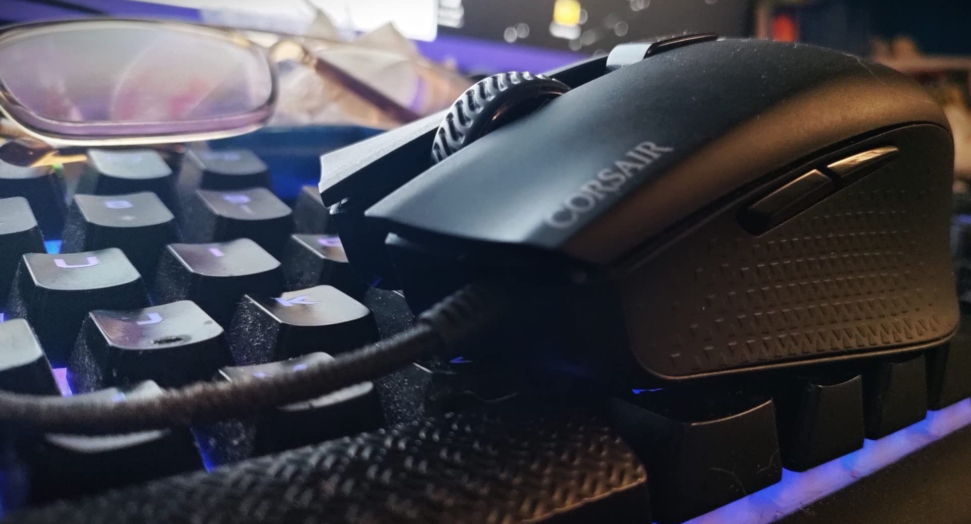 Corsair Harpoon PRO RGB Wired Lightweight FPS/MOBA Gaming Mouse - 12,000 DPI - 6 Programmable Buttons - iCUE Compatible - PC, Mac, PS5, PS4, Xbox - Black customer photo 2