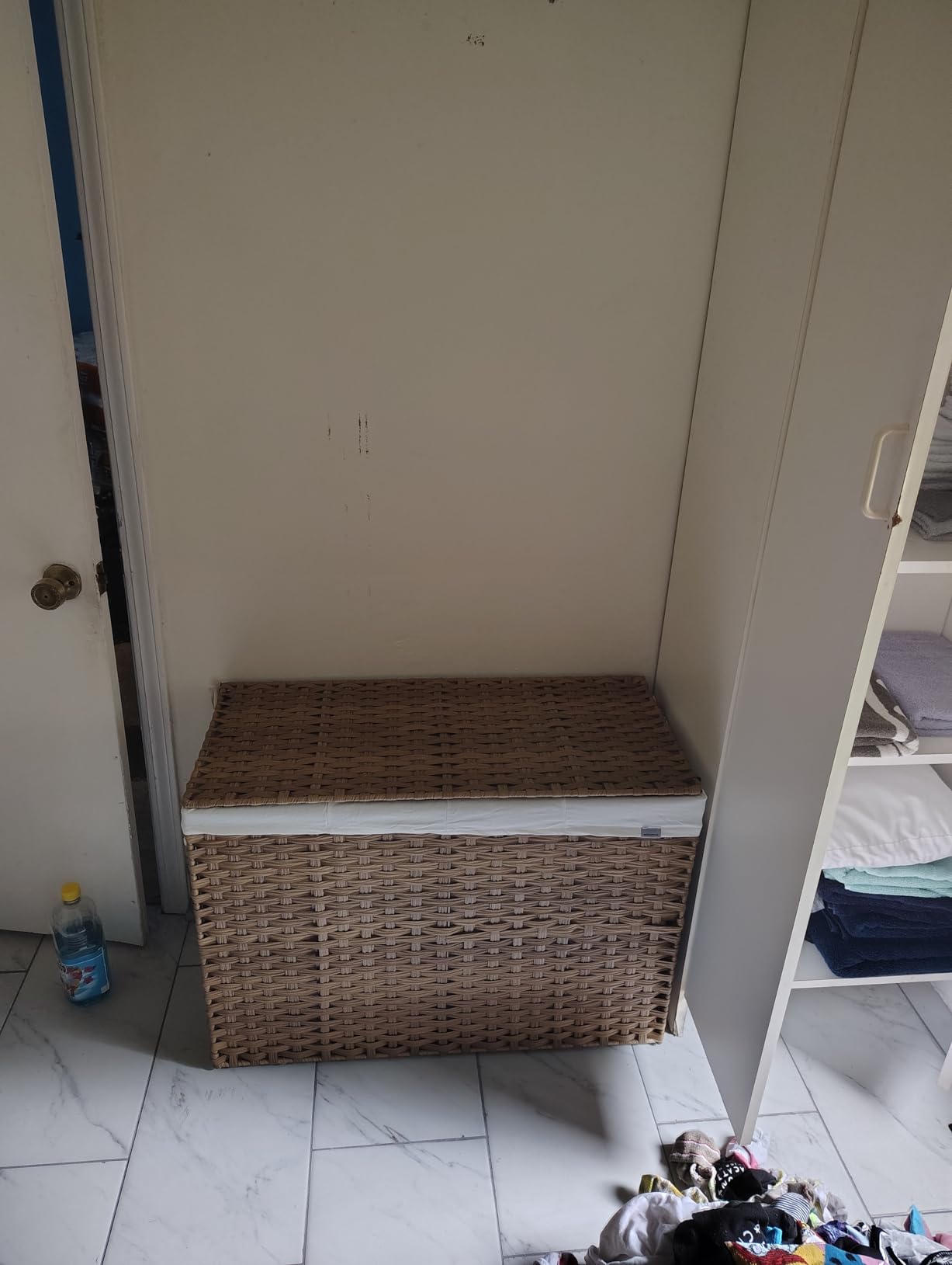 SONGMICS Laundry Hamper with Lid, 110L Wicker Laundry Basket | 6 Mesh Bags, 2 Removable Liner Bags, 13 x 22.4 x 23.6 Inches, Natural, ULCB52NL customer photo 1