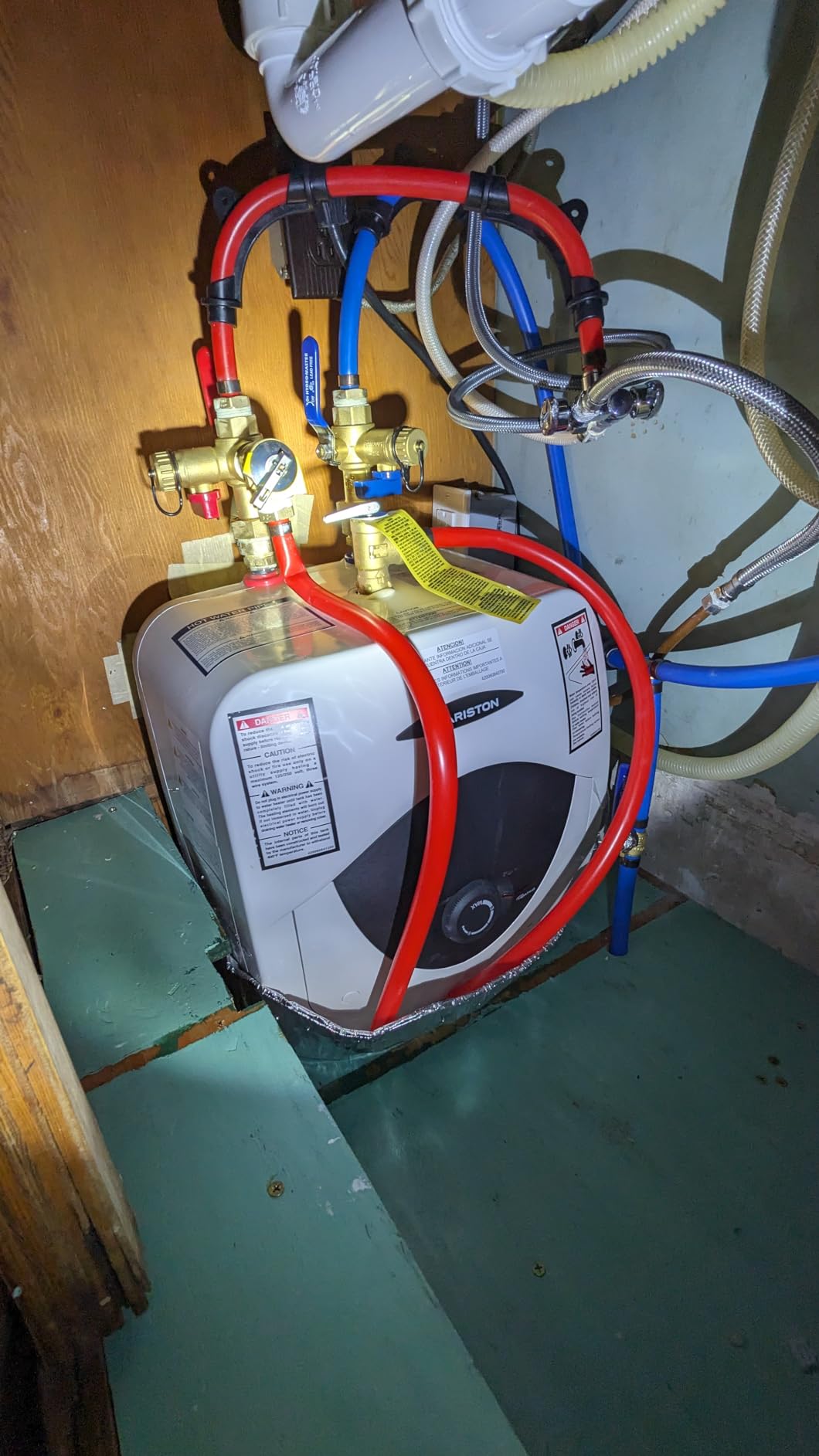 Ariston Andris 8 Gallon Mini Tank Electric Water Heater, 120V, Smart Boost, UL Listed customer photo 2