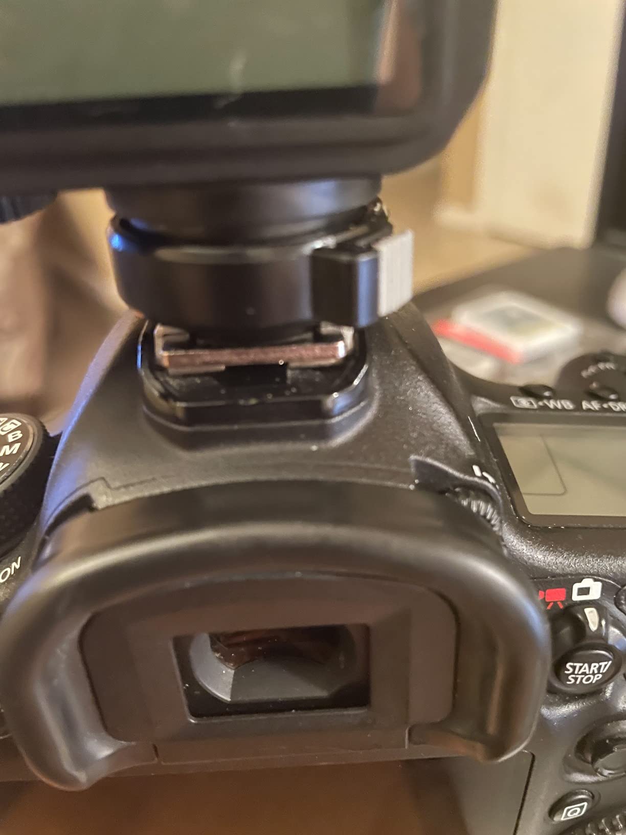 Godox X2T-C TTL Wireless Flash Trigger for Canon, 2.4G X System | Bluetooth Connection, 1/8000s HSS, 5 Group Buttons, Updated Control Wheel, Secure Hotshoe Lock and AF Assist Light customer photo 1
