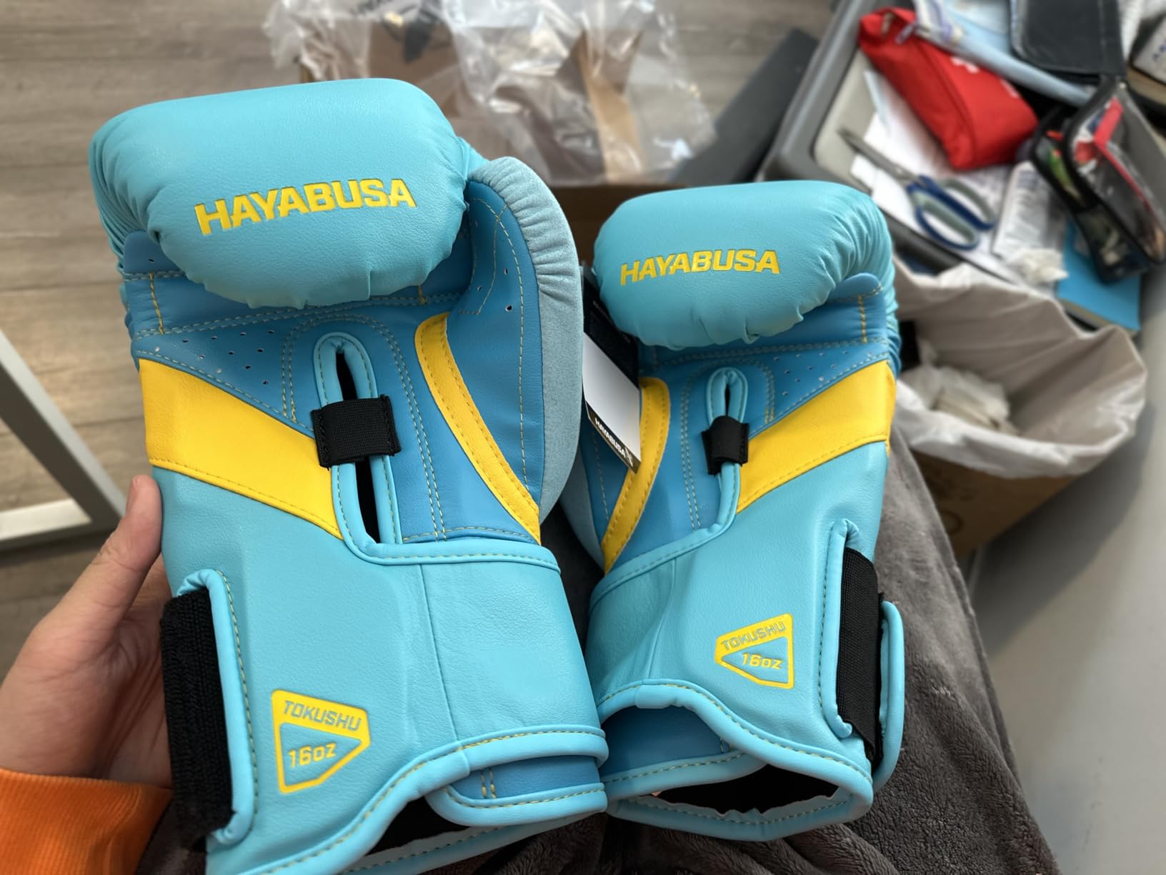 Hayabusa T3 Boxing Gloves - Sparring | Sparring Gloves, Muay Thai Gloves, Kickboxing Gloves, Heavy Bag Gloves, Boxing Gloves for Men and Women customer photo 1