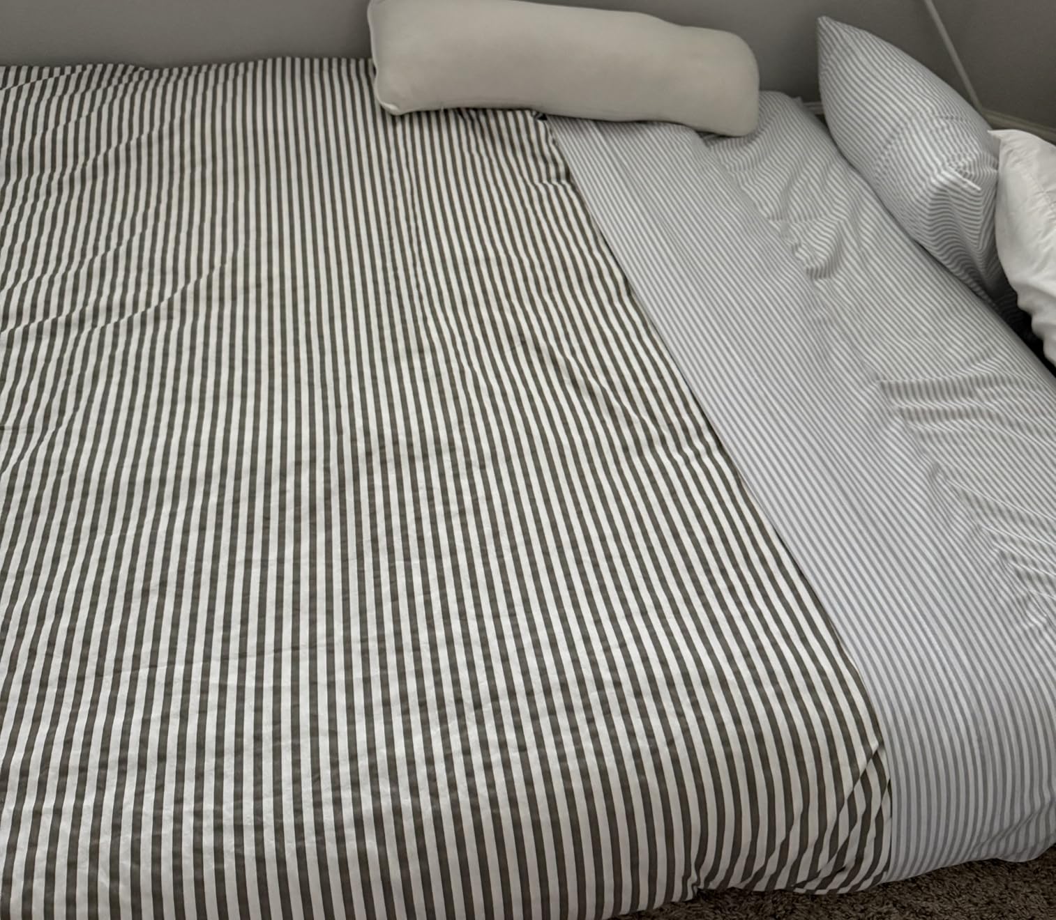 JELLYMONI 100% Cotton Classic Striped Queen Duvet Cover Set, Grey | Breathable Softness, Oeko-Tex Certified, Classic Stripes, 8 Corner Ties & Double Hidden Zipper customer photo 1