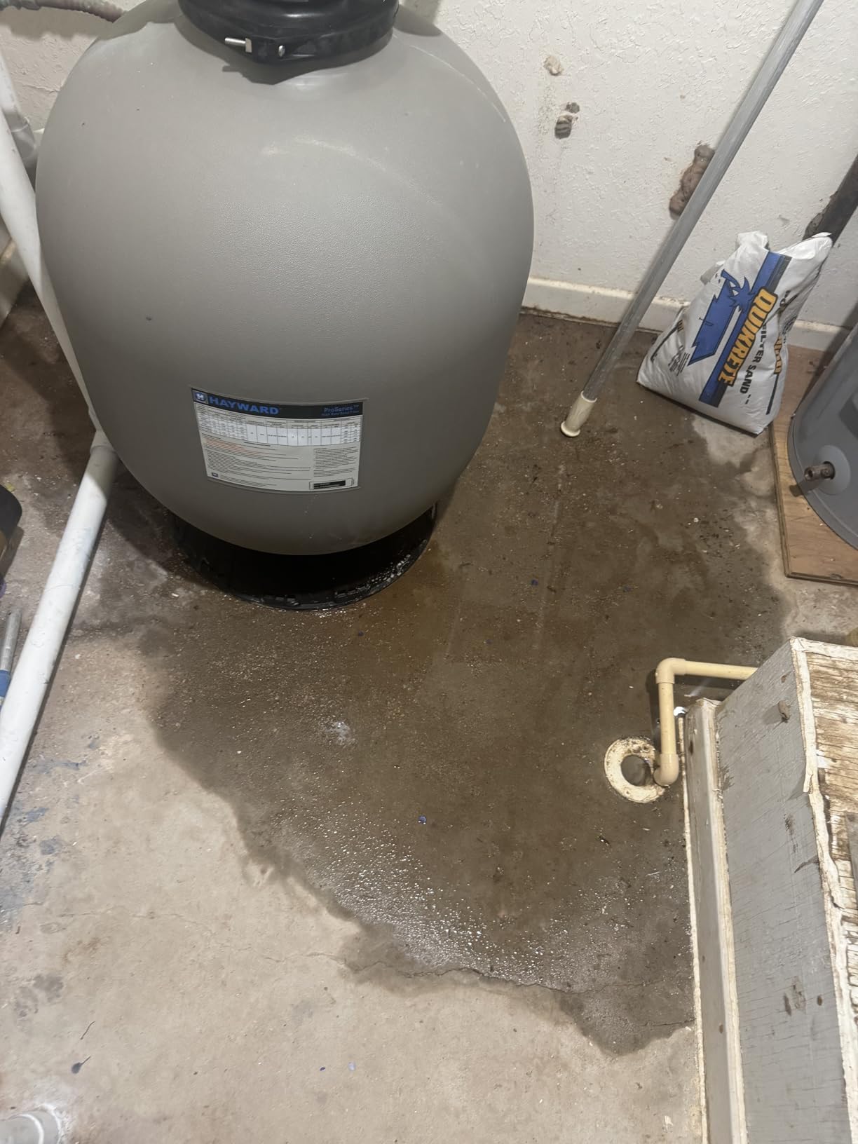 Hayward W3S244T ProSeries Sand Filter, 24-Inch Top-Mount Pool Filter customer photo 1