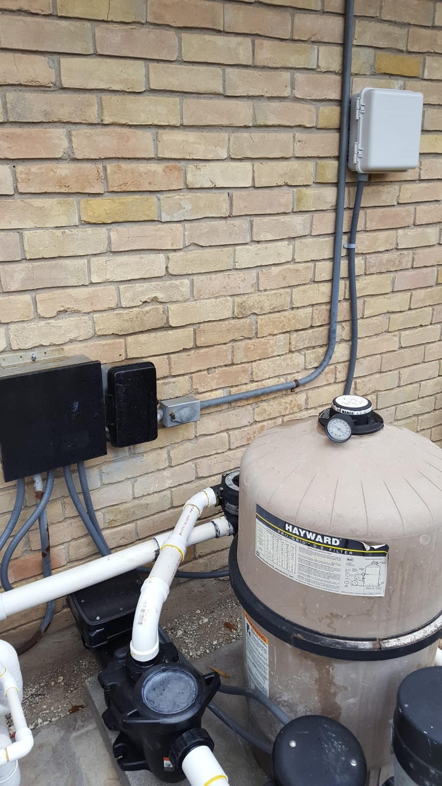 Hayward W3SP2303VSP MaxFlo VS Variable-Speed Pool Pump, Black customer photo 1