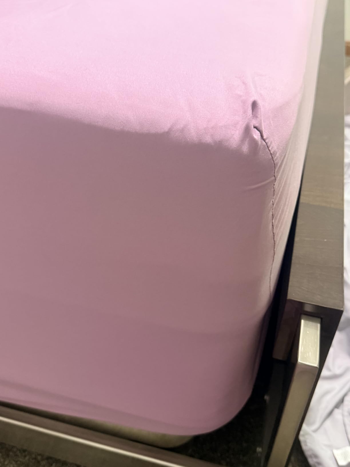Hearth & Harbor Extra Deep Pocket Queen Sheets Sets - Fits Mattress 18-24 Inches Deep - Extra Deep Pocket Sheets - 6 Piece Queen Size - Grey customer photo 2