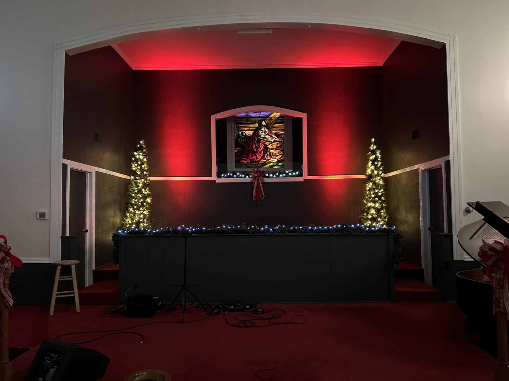 Stage Lights 36 LED Par Lights, U'King RGB Par Light Uplights Stage Lighting Indoor for Christmas Halloween Music Party Disco Wedding, Remote Control, DMX Control Sound Activated Party Light customer photo 1