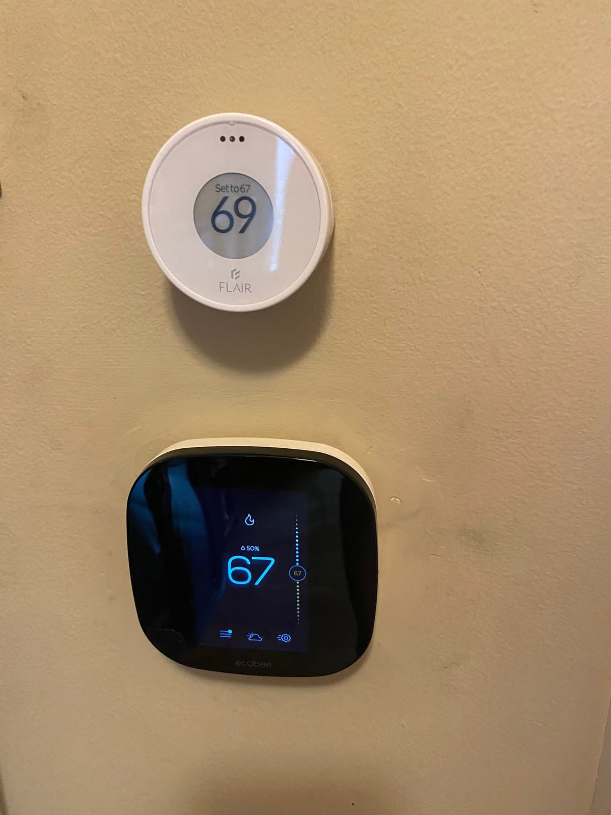 Flair Puck Wireless Smart Thermostat for Flair Smart Vents and Mini Split Control customer photo 2