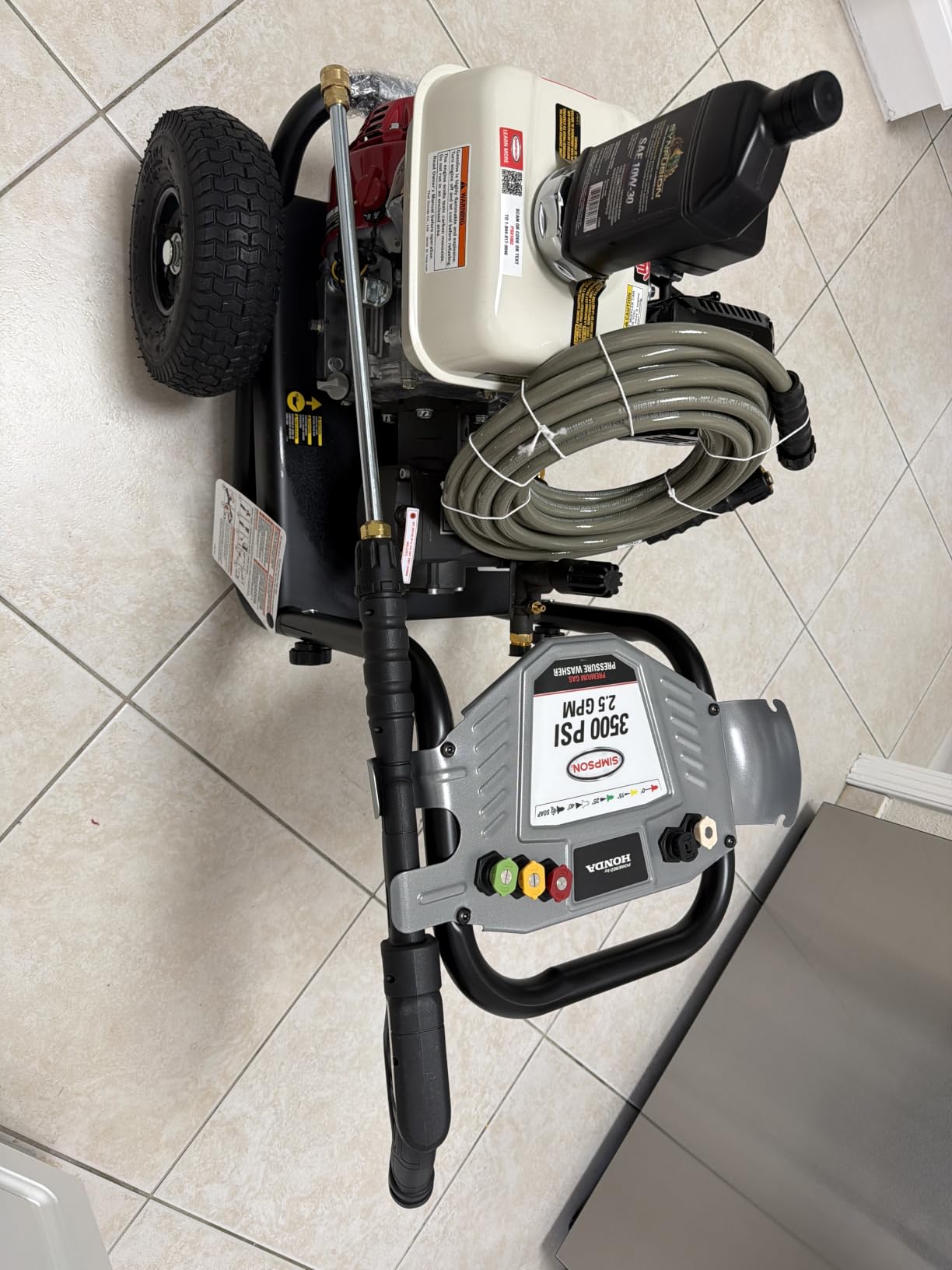 Simpson PowerShot 3500 PSI Gas Pressure Washer, 2.5 GPM, Honda GX200 Engine | Gas Power Washer For Professionals. AAA Triplex Pump, 25' MorFlex Hose, 5 Nozzles, Steel Frame. 49-State Compliant. PS3228 customer photo 1