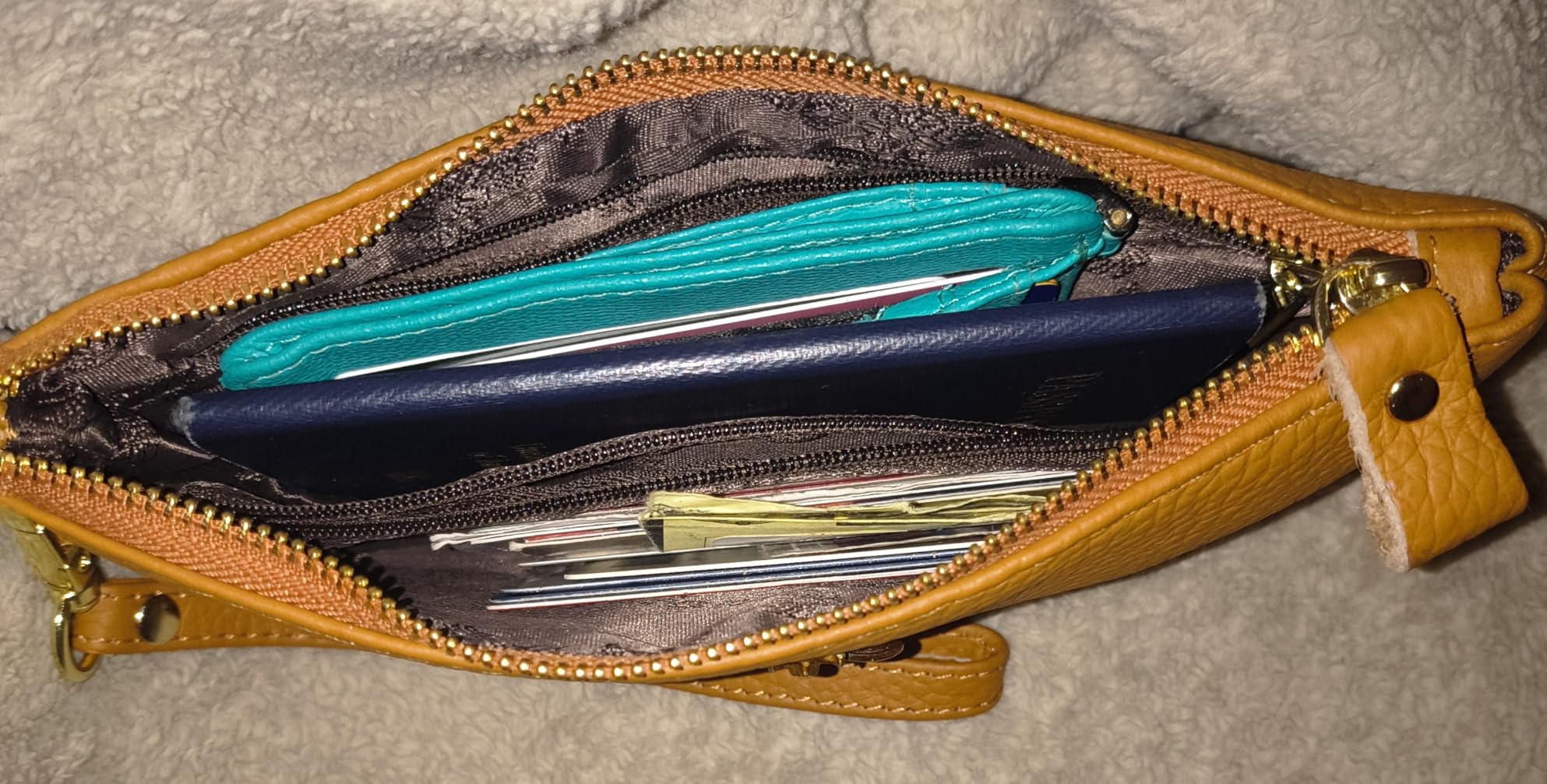 imeetu Wristlet Wallets for Women, Wristlet Clutch Purse, Phone Wallet | Genuine Leather Wallet Women, Lightweight Water-resistant Long Wallet with Wrist Strap, Zip Coin Pocket, Gift Box, Bee Decor customer photo 2