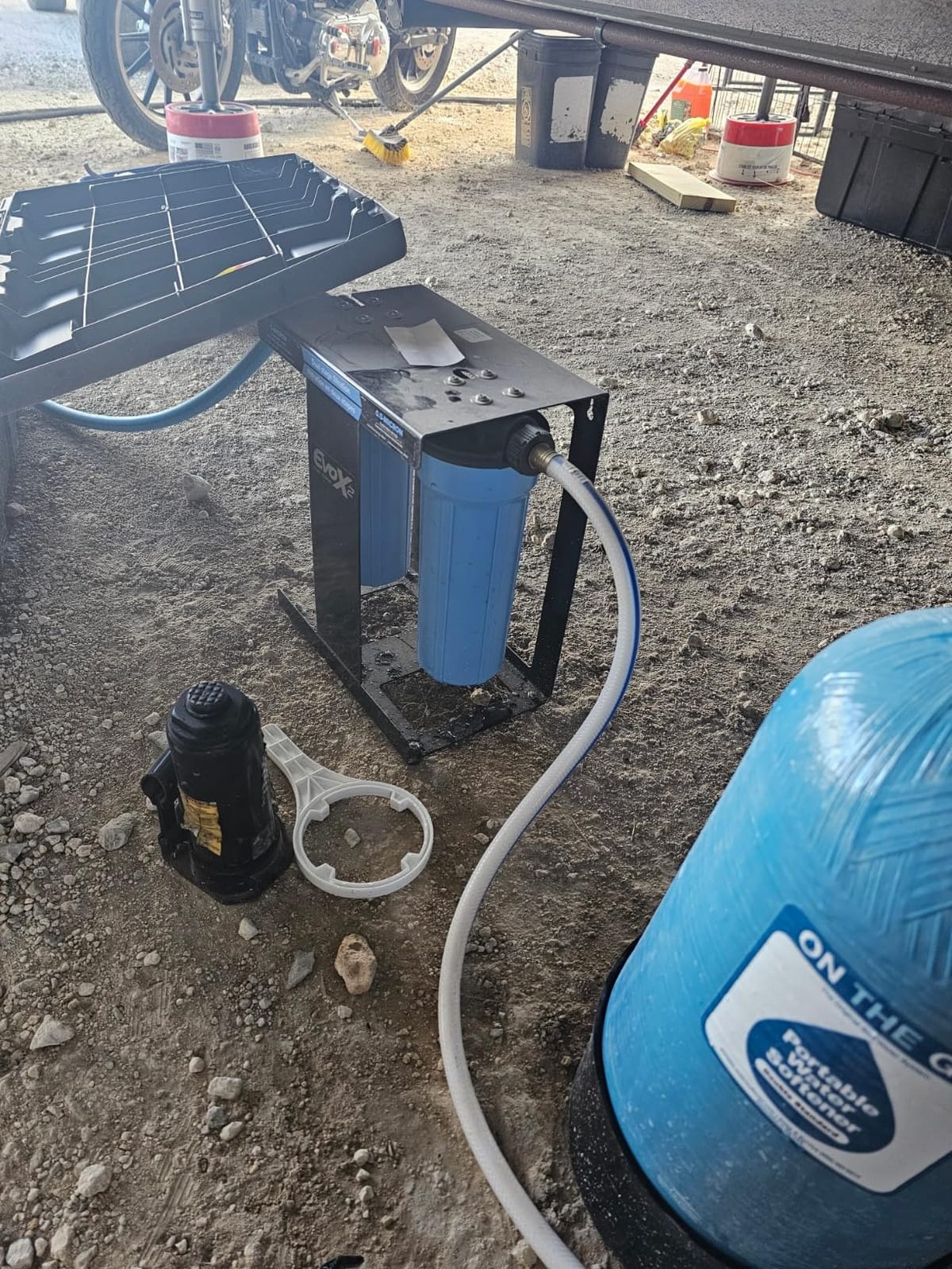Camco EVO X2 Dual Stage Camper/RV Water Filter Kit - Made in the USA | 2 Stage Filtration w/KDF & GAC - Filters Out Bad Taste, Odors, Lead, Bacteria & More - Replaceable Filters - (40639) customer photo 2