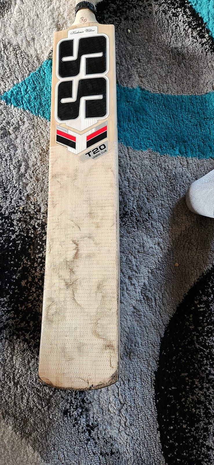 SS T20 Legend Club Kashmir Willow Premium Cricket bat - Limited Edition (Adult Size, Size 3, Size 4 & Size 5) customer photo 2