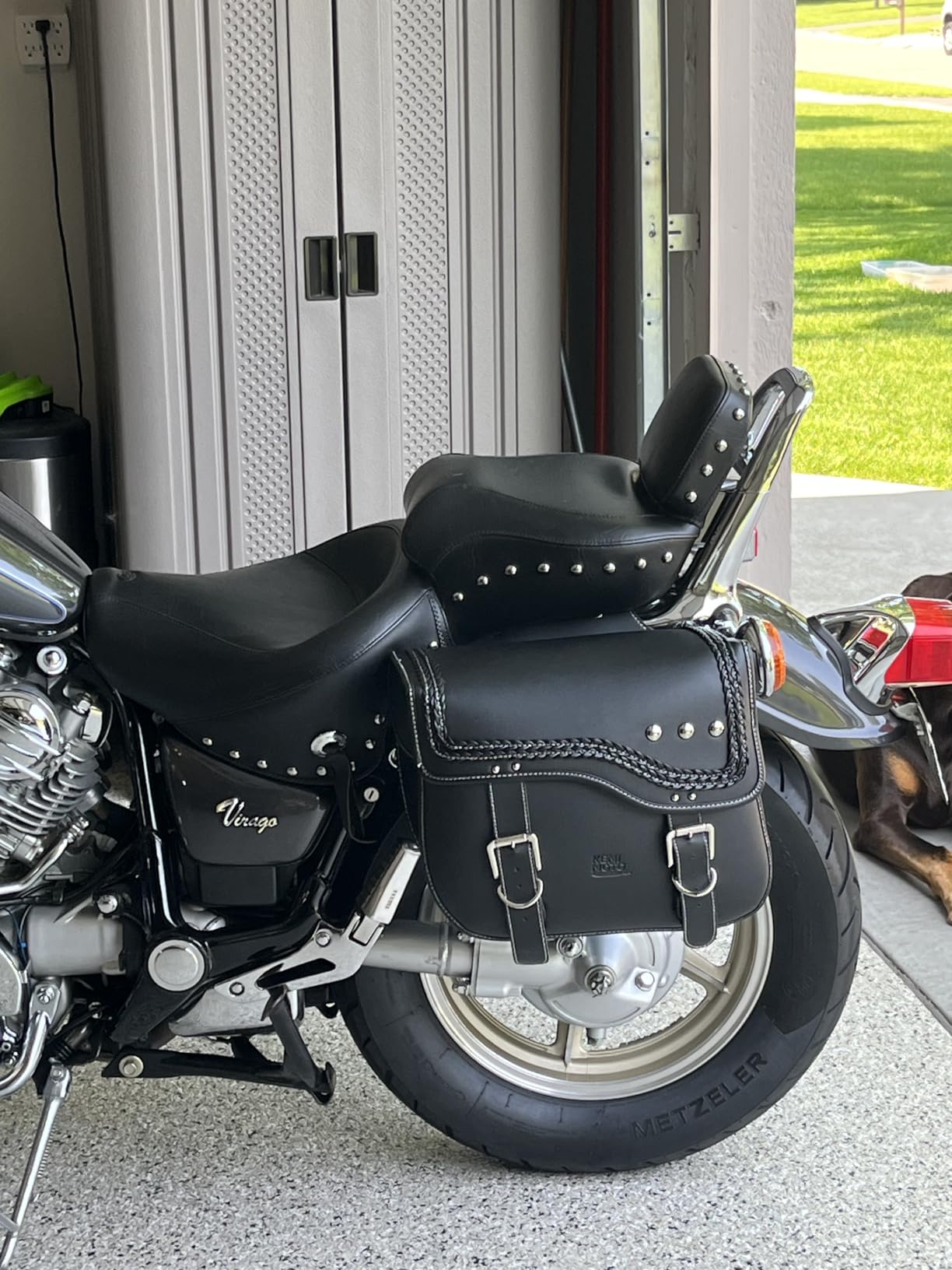 KEMIMOTO Motorcycle Saddlebags Upgraded Bottom Anti-scalding 30L(15Lx2) | Luggage Bag Large Capacity PU Leather Side Bags Compatible with Sportster Softail Dyna V-star Shadow customer photo 2