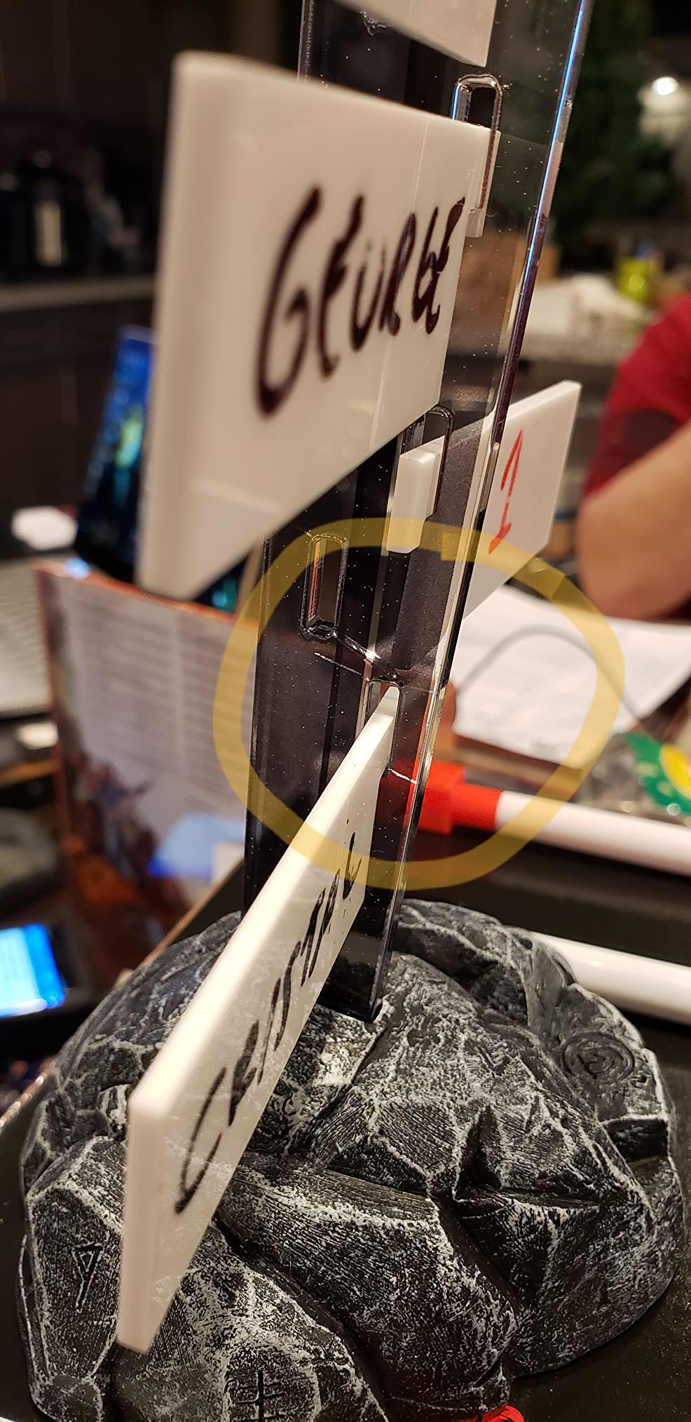 CZYY DND Initiative Tracker, Sword in Stone Turn Order Display - 12 Flags customer photo 1